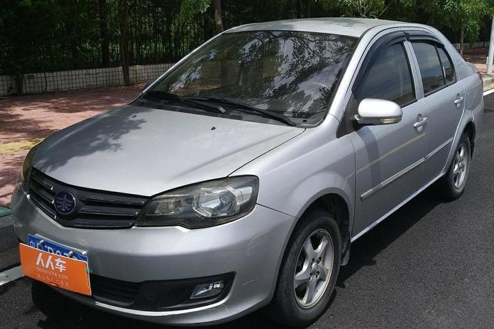一汽-威志v5 2012款 1.5l amt旗舰型