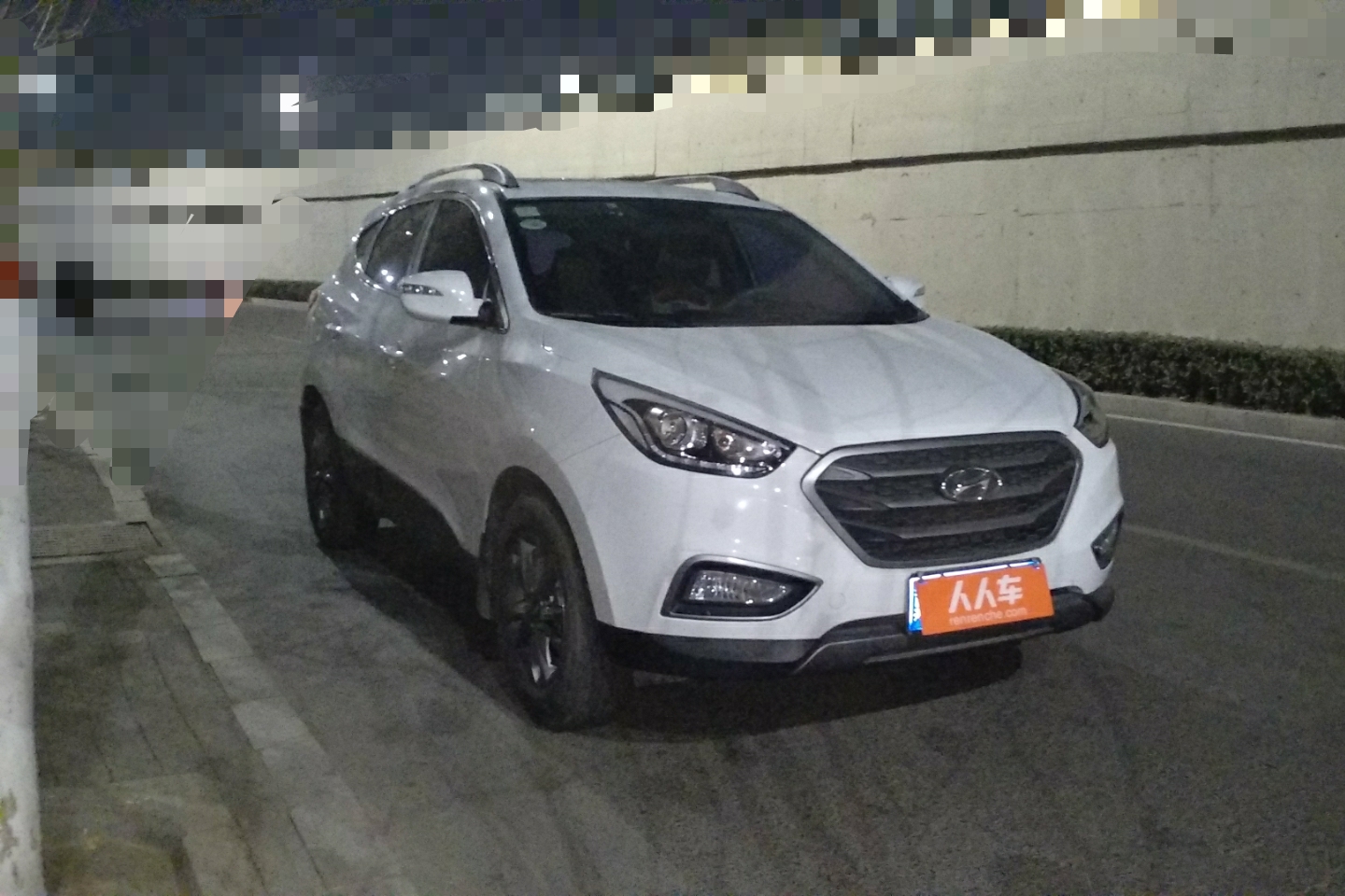 现代-x35 2013款 2.0l 自动两驱舒适型gl