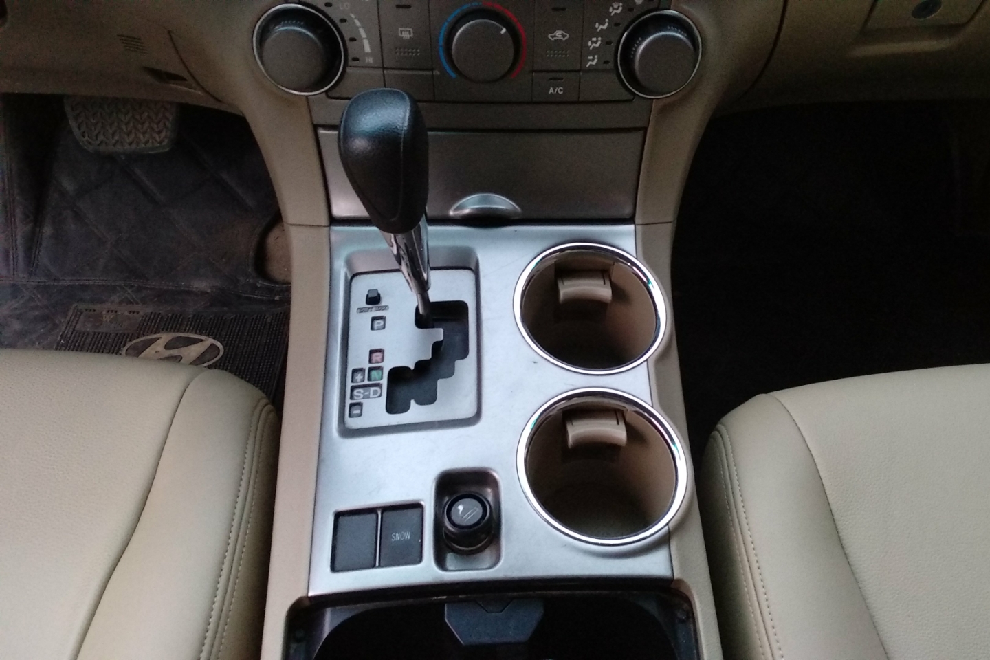 丰田-汉兰达 2012款 2.7l 两驱5座精英版