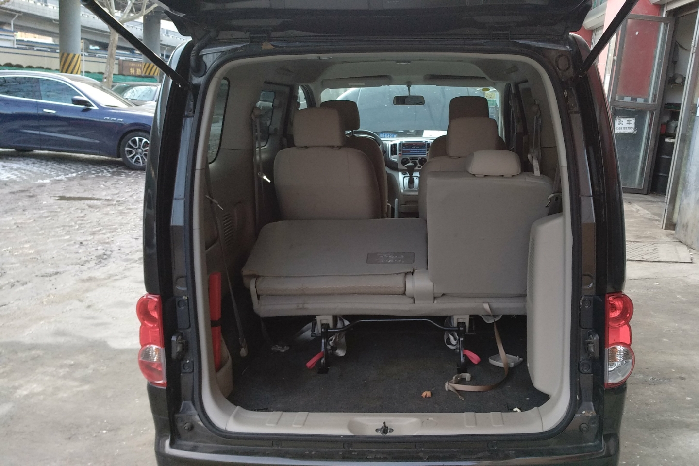 日产-nv200 2014款 1.6l cvt尊享型