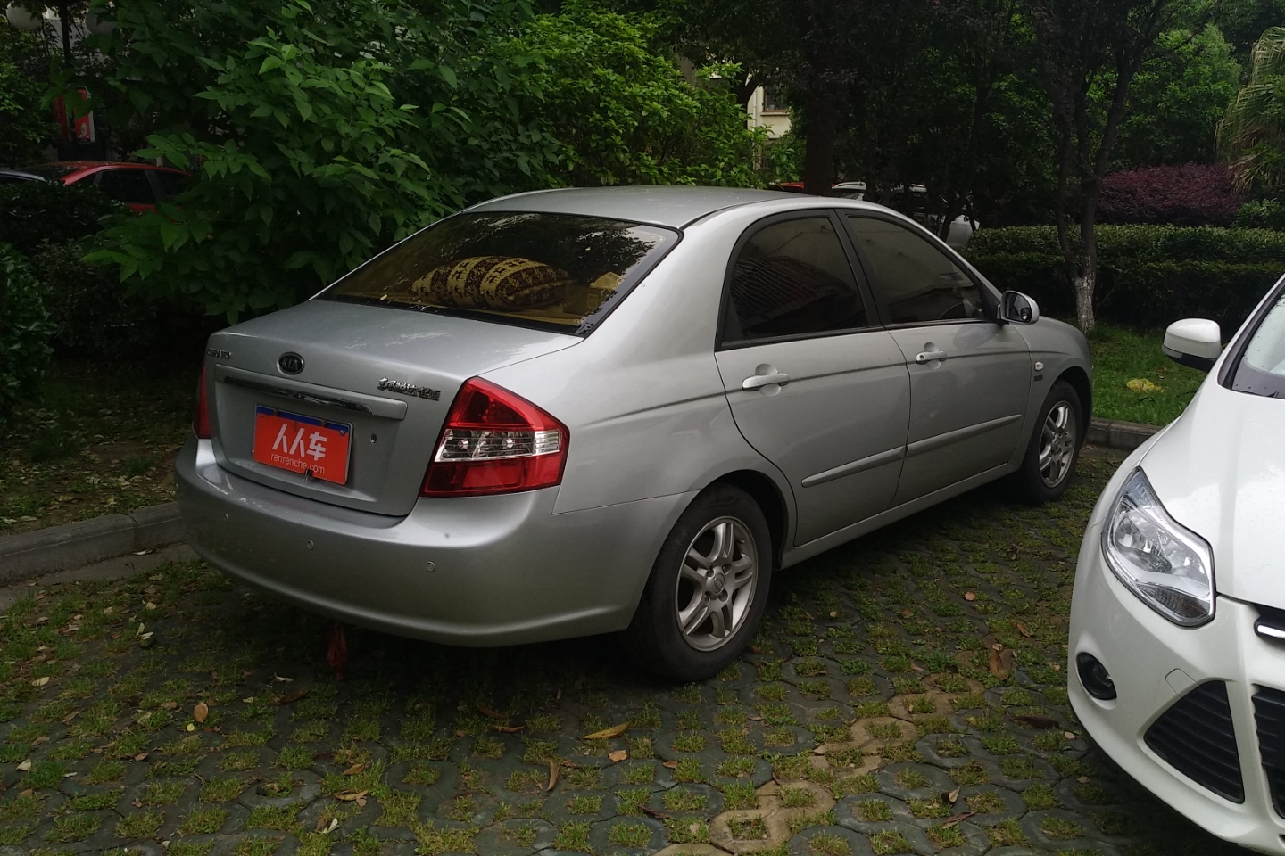 起亚-赛拉图 2010款 1.6l mt gl