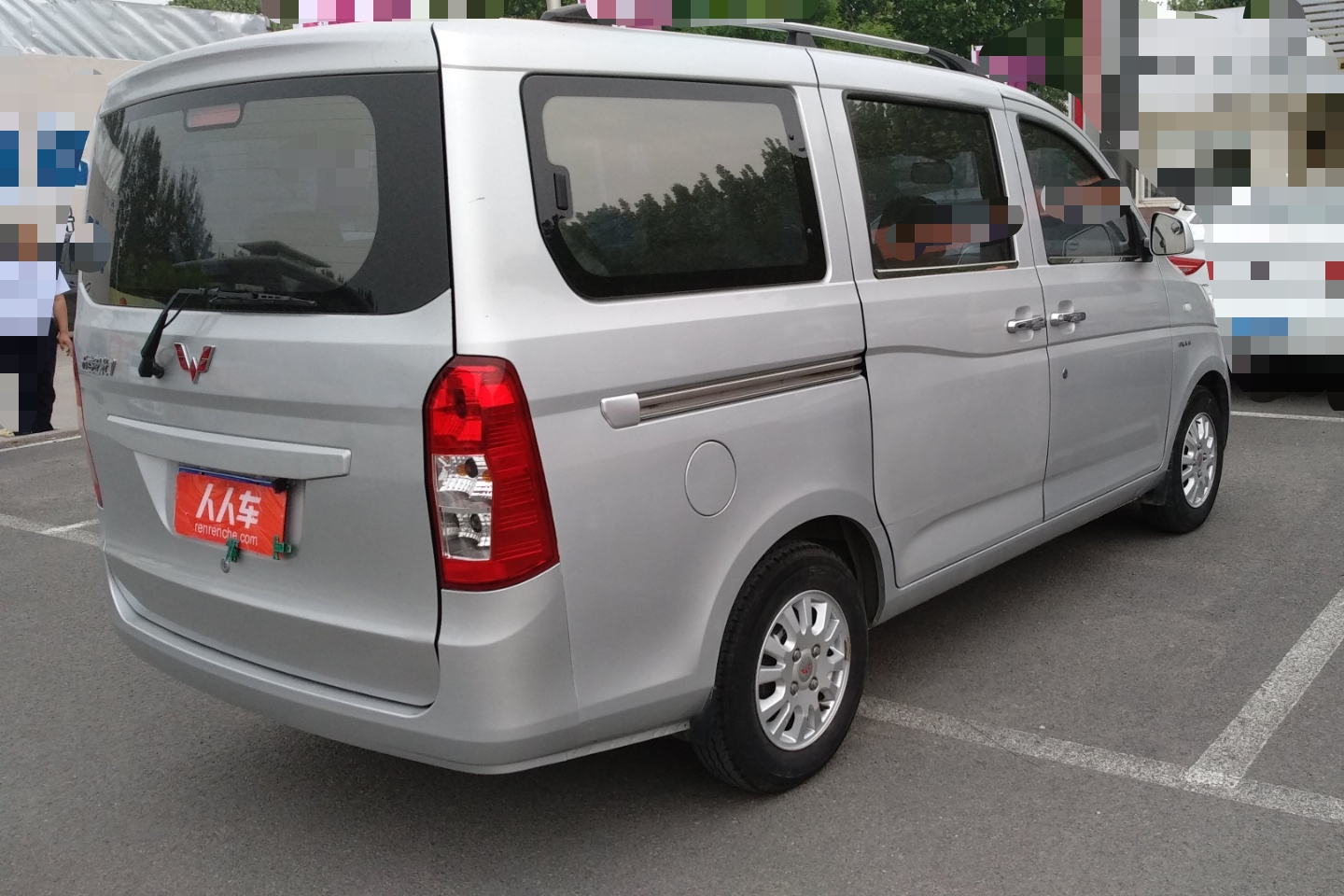 五菱汽车-五菱荣光v 2015款 1.5l标准型