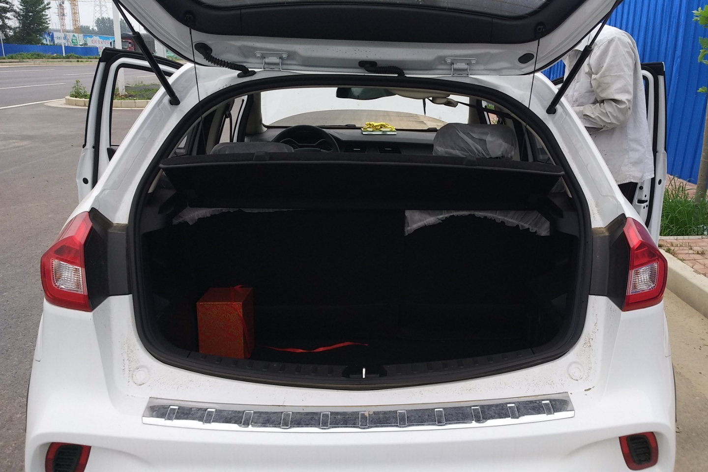 吉利汽车-远景x3 2017款 1.5l 自动精英型