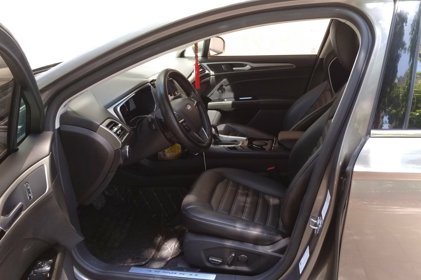 2013款蒙迪欧图片