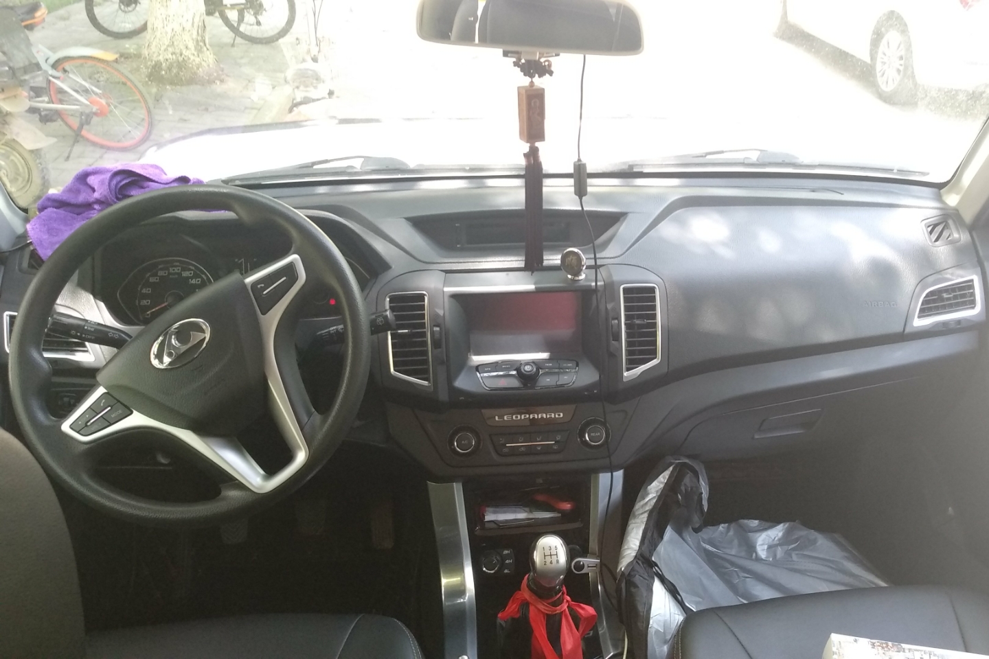 猎豹汽车-q6 2015款 2.4l 四驱卓越型