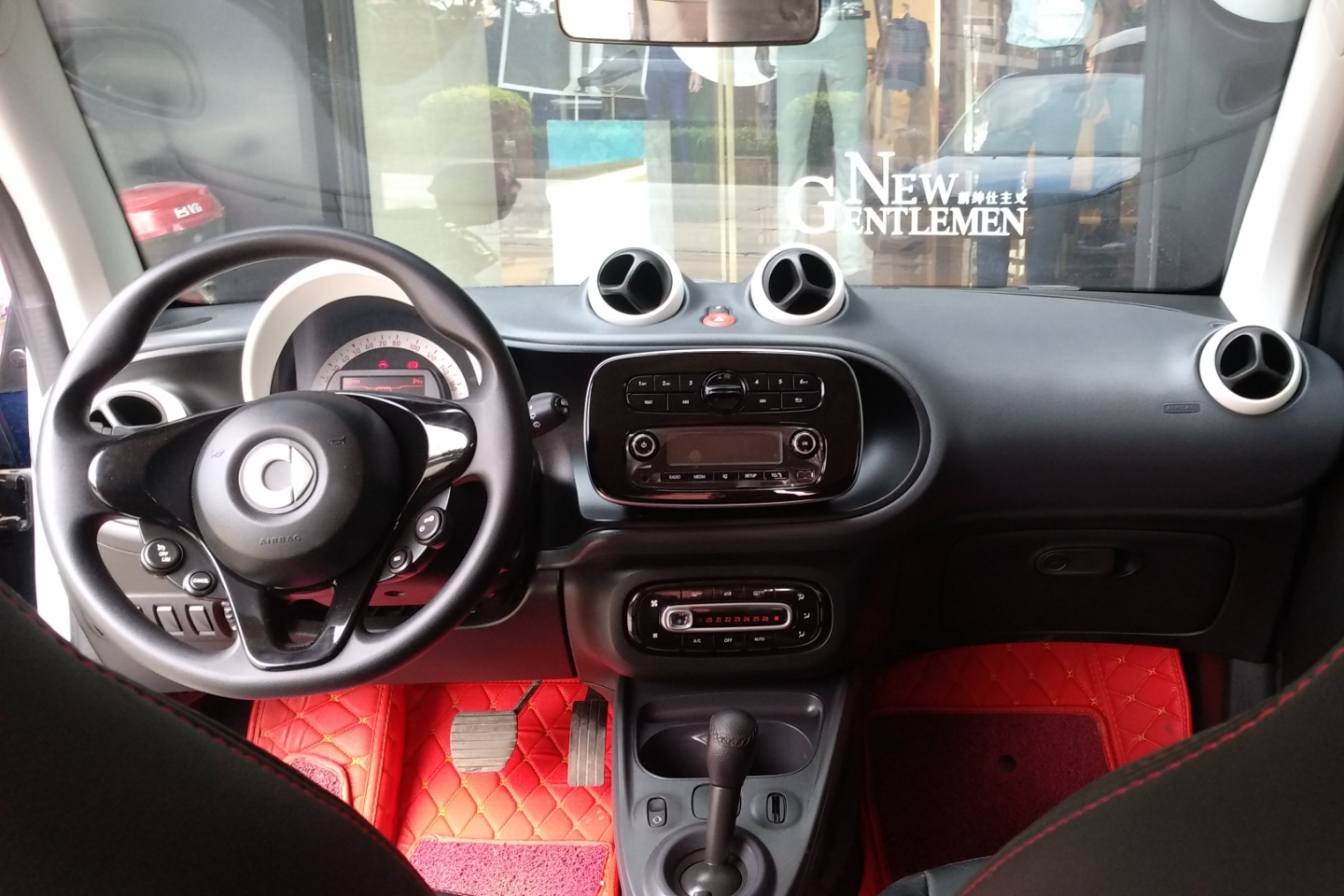 smart-fortwo 2015款 1.0l 硬顶激情版