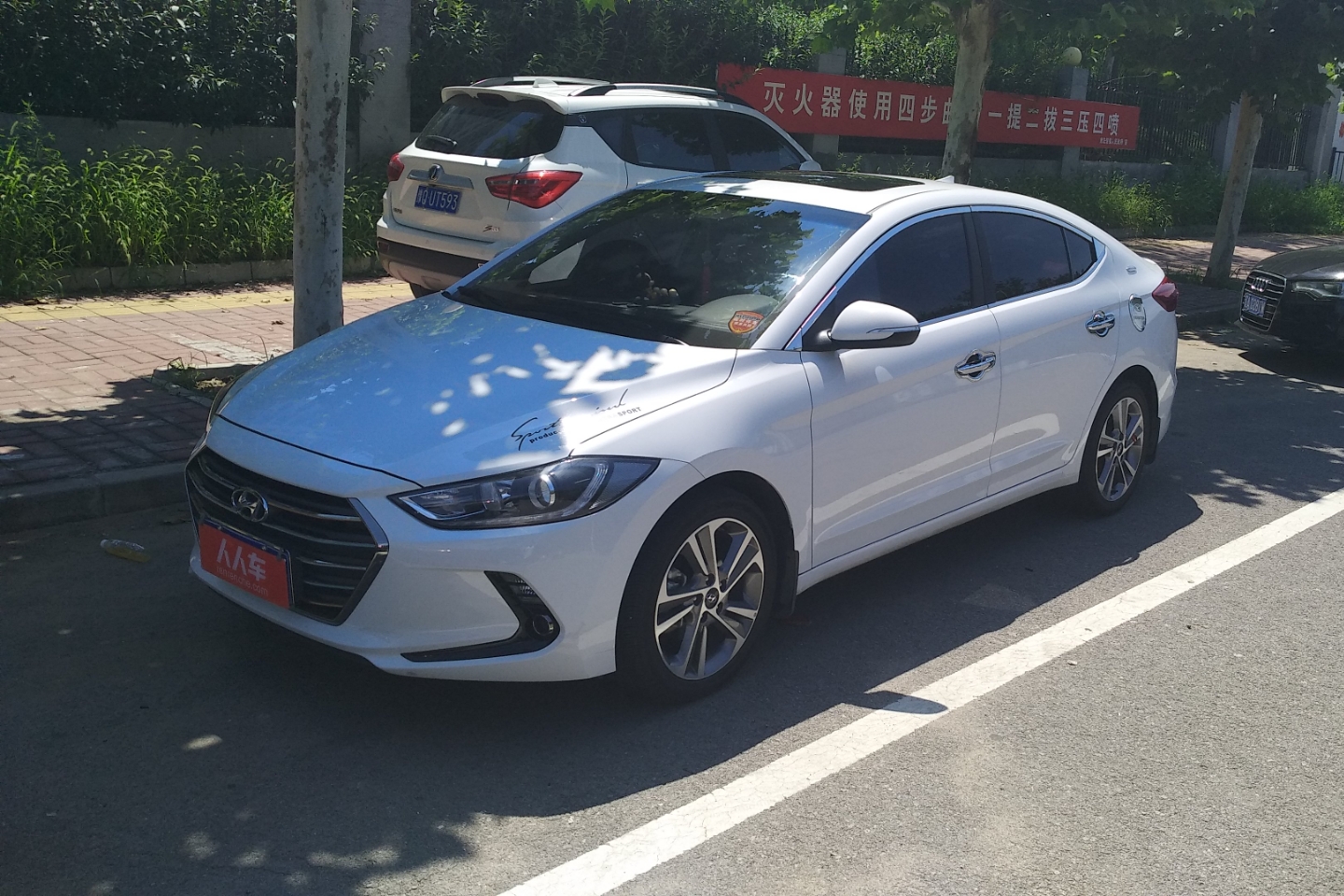 现代-领动 2018款 1.6l 自动15周年特别版