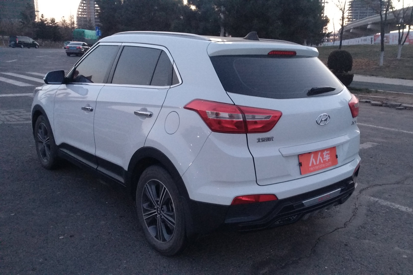 现代-ix25 2015款 1.6l 自动两驱智能型gls