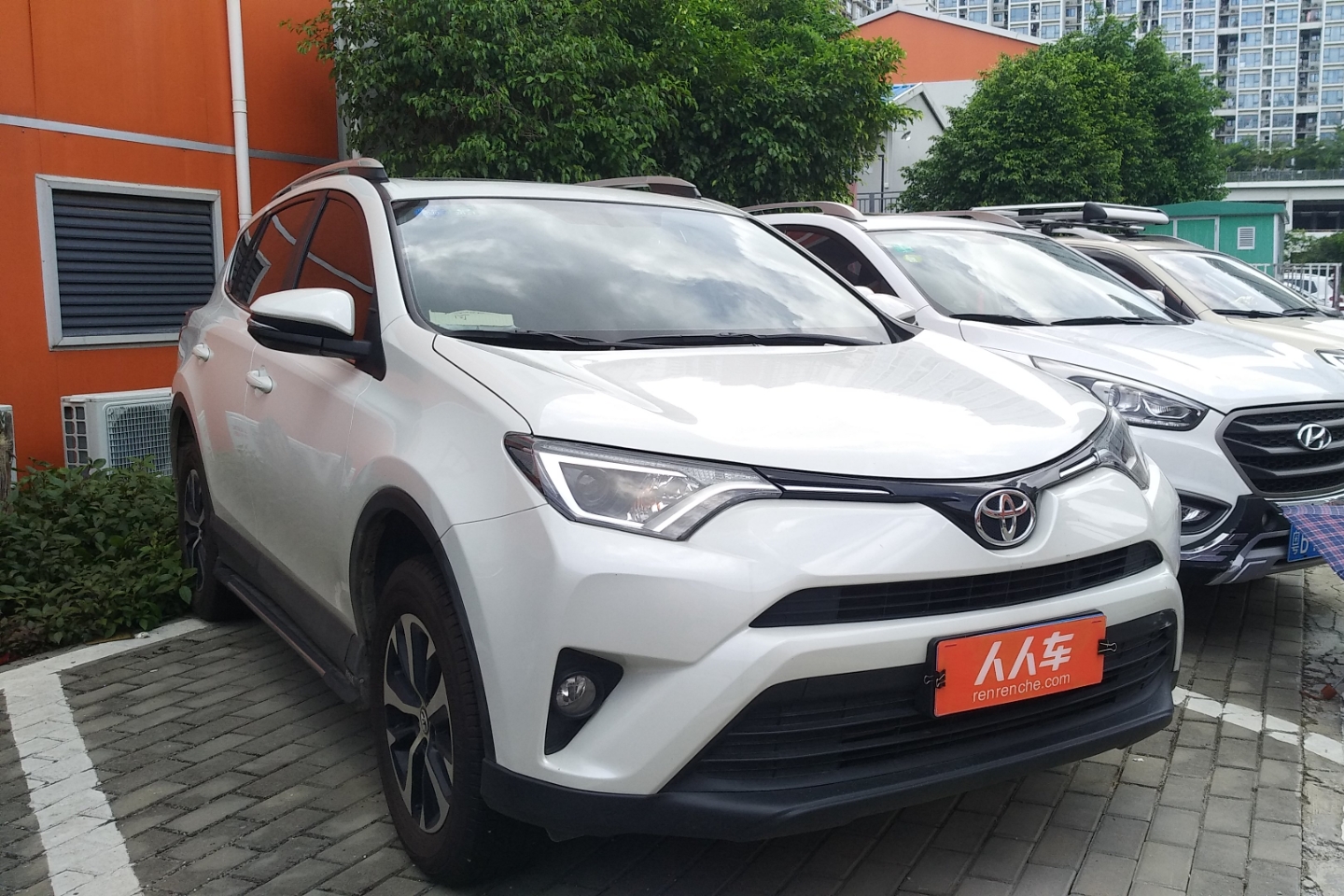 丰田-rav4荣放 2019款 2.0l cvt两驱先锋版