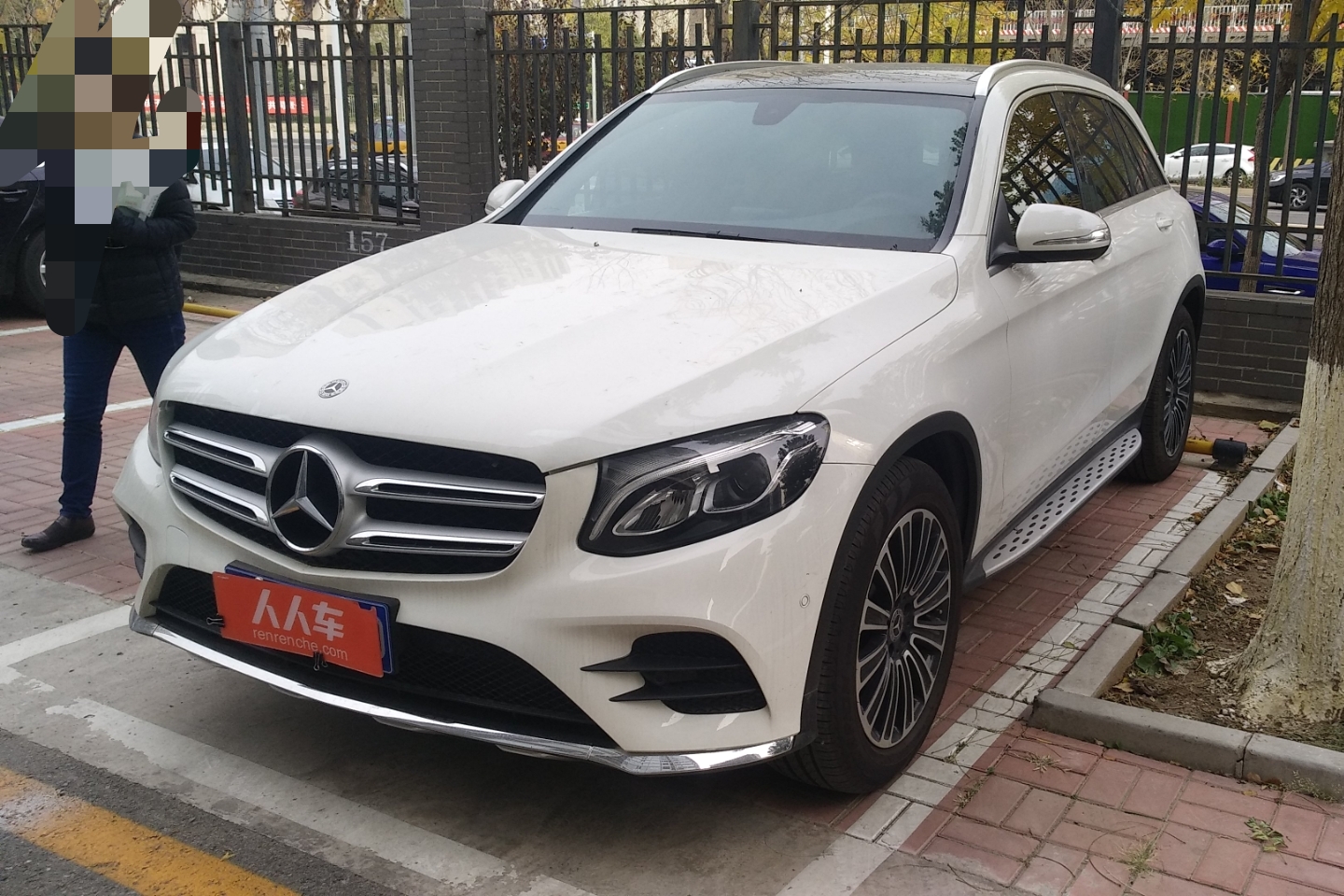 北京二手奔驰glc 2018款 改款 glc 260 4matic 动感型