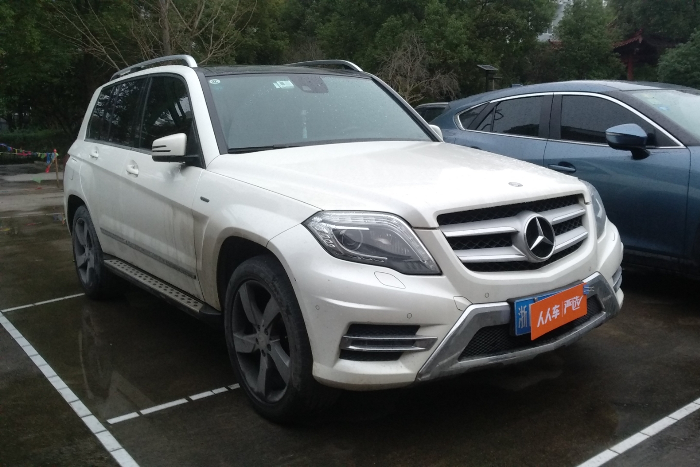 奔驰glk级 2015款 glk 260 4matic 时尚型 极致版  发布时间:2020-01