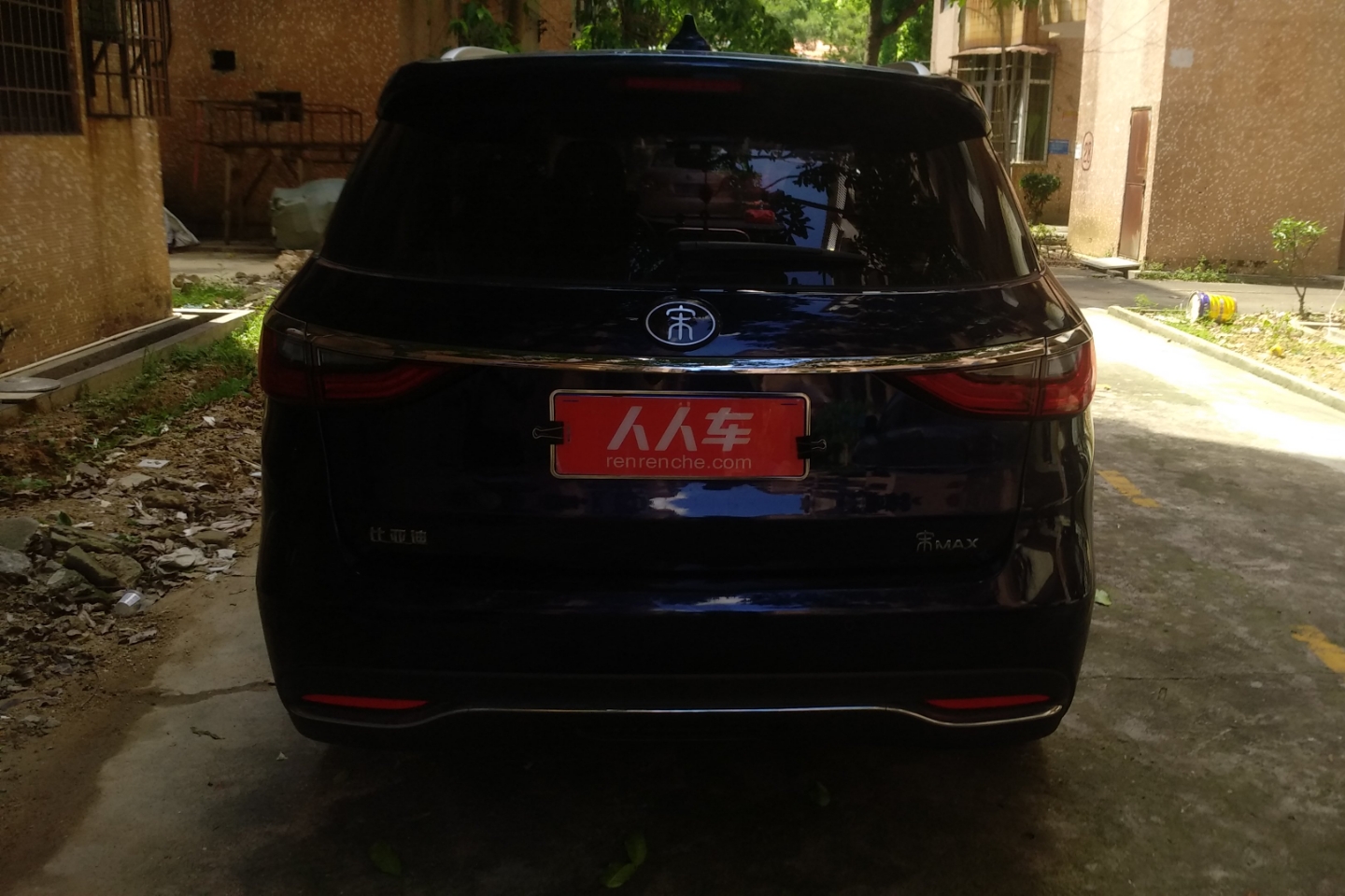 比亚迪-宋max 2018款 1.5t 自动智联精英型 6座