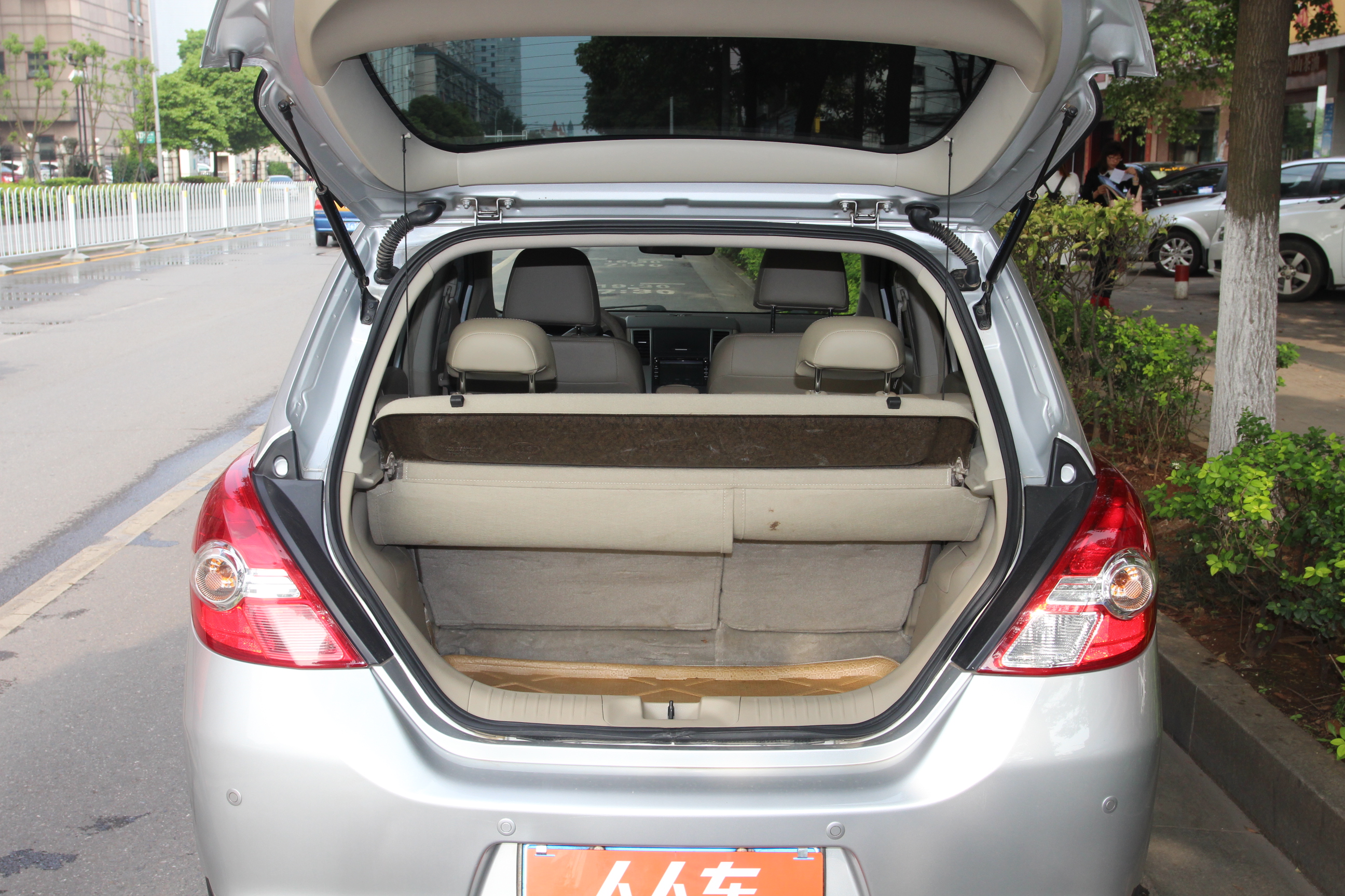 日产-骐达2010款 1.6l 自动智能型
