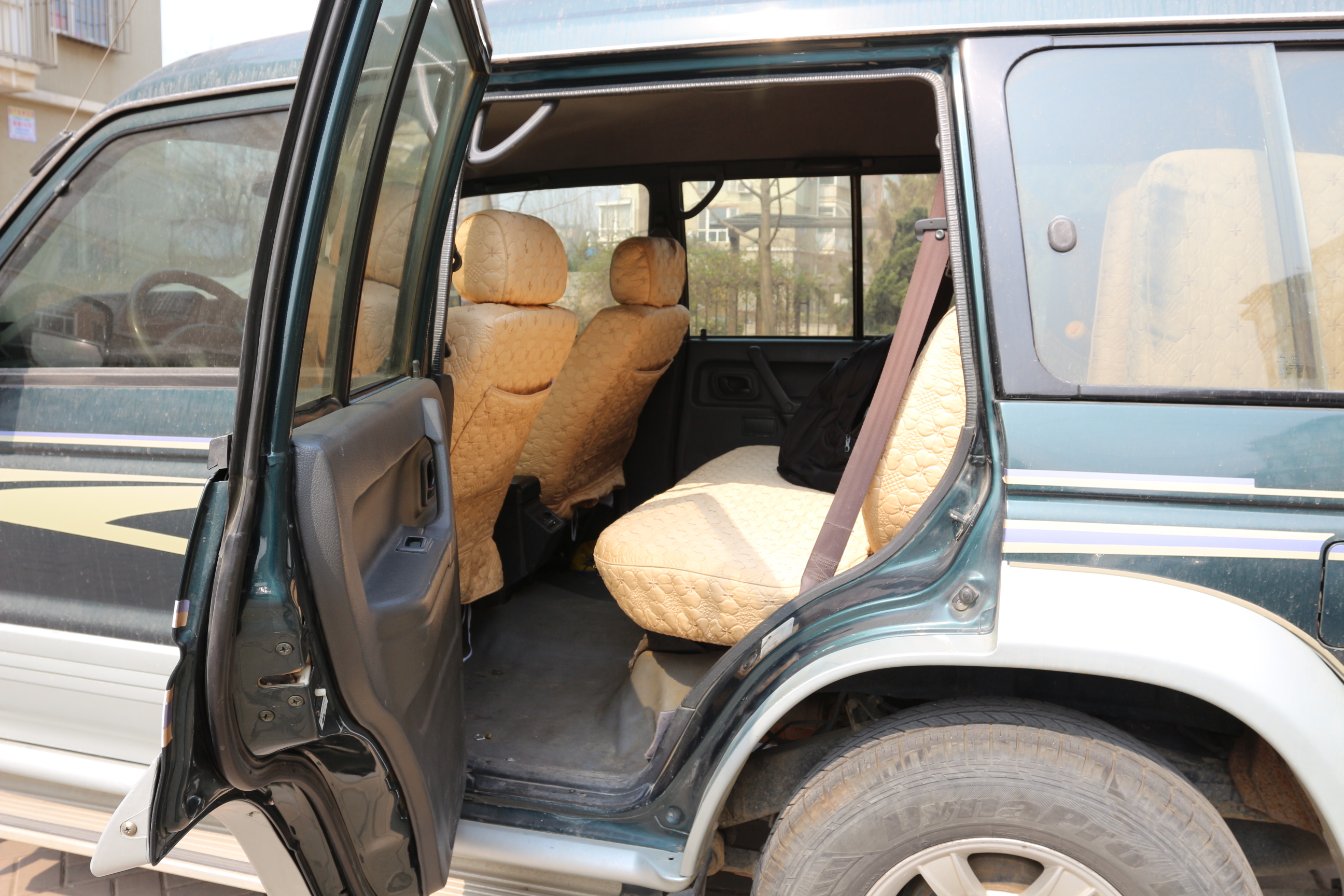 2l 手动两驱_猎豹6481二手车-人人车