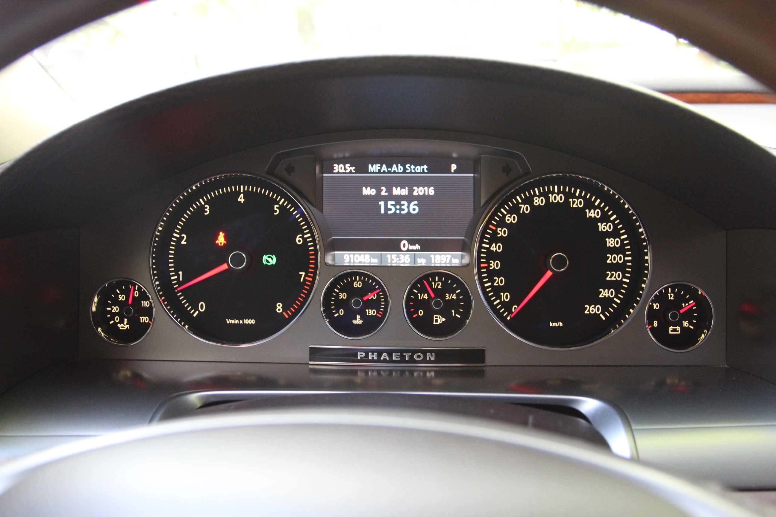 6l v6 5座加长商务版_辉腾二手车-人人车