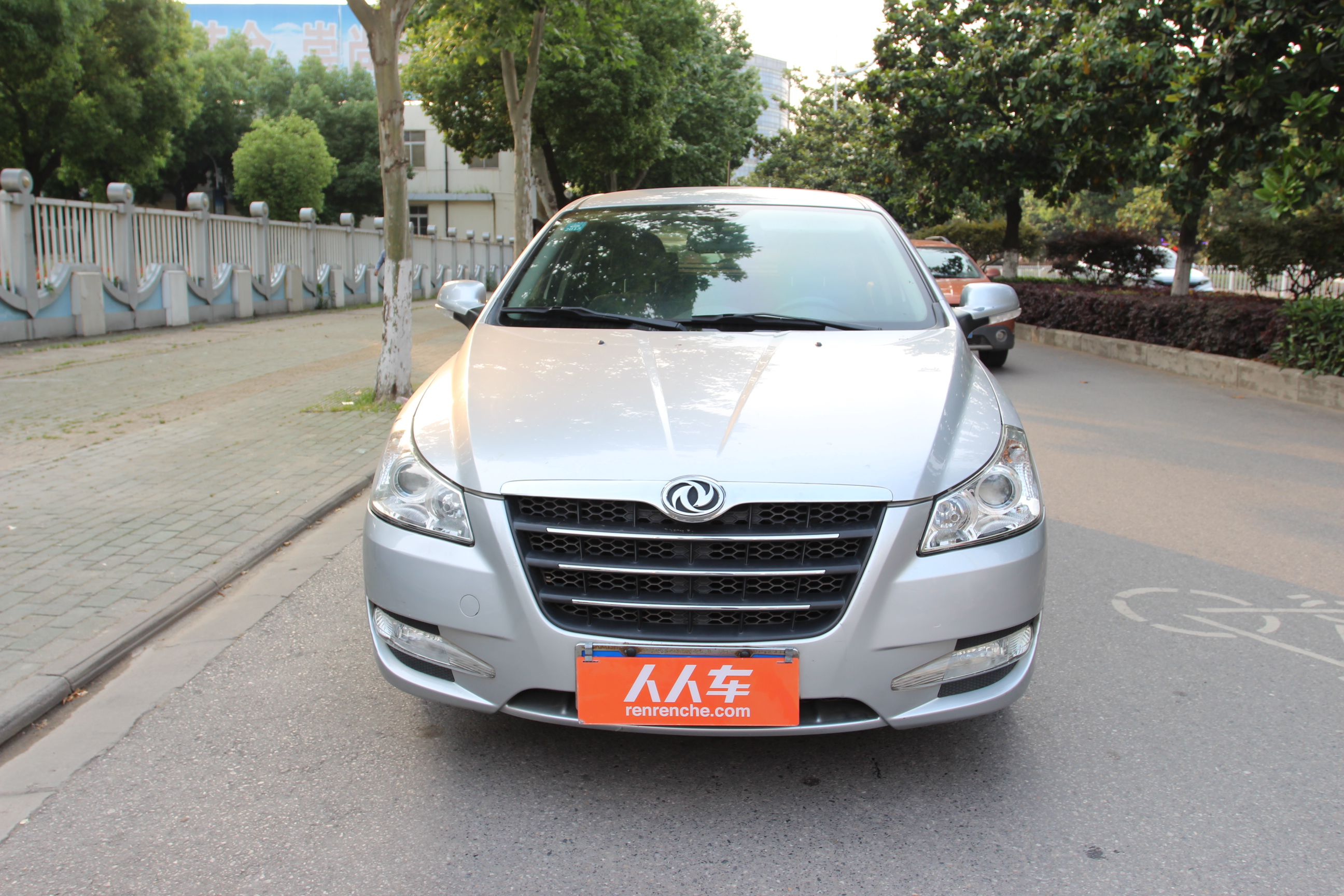 东风风神h30 2010款 1.6l 手动尊雅型