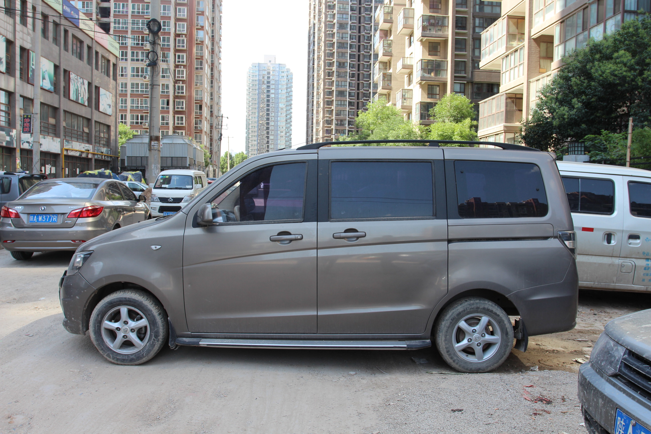 38万_4年_1.98万公里_欧诺 2012款 1.3l标准型_欧诺二手车-人人车