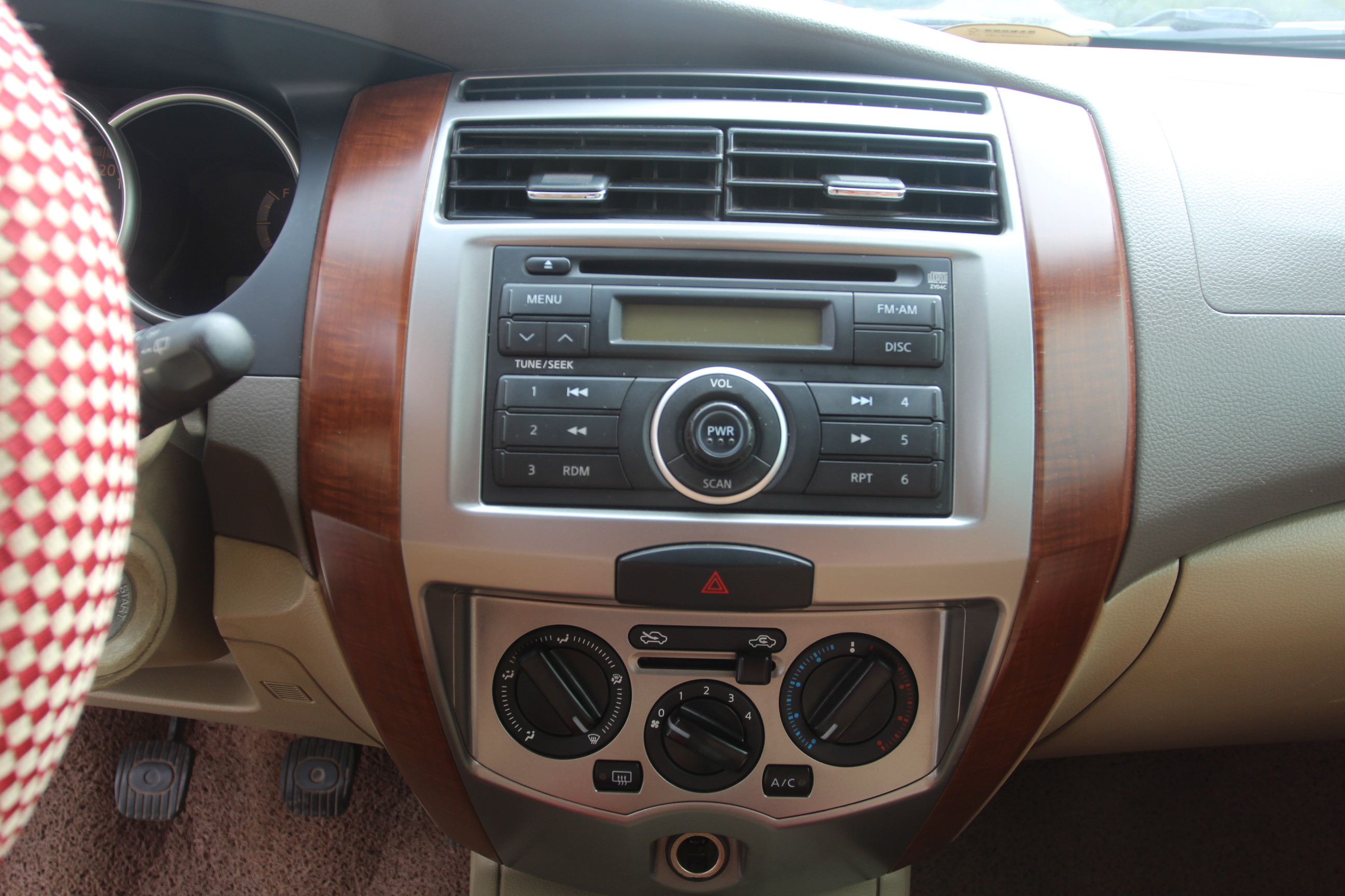 日产-骏逸 2006款 1.8l 手动标准型