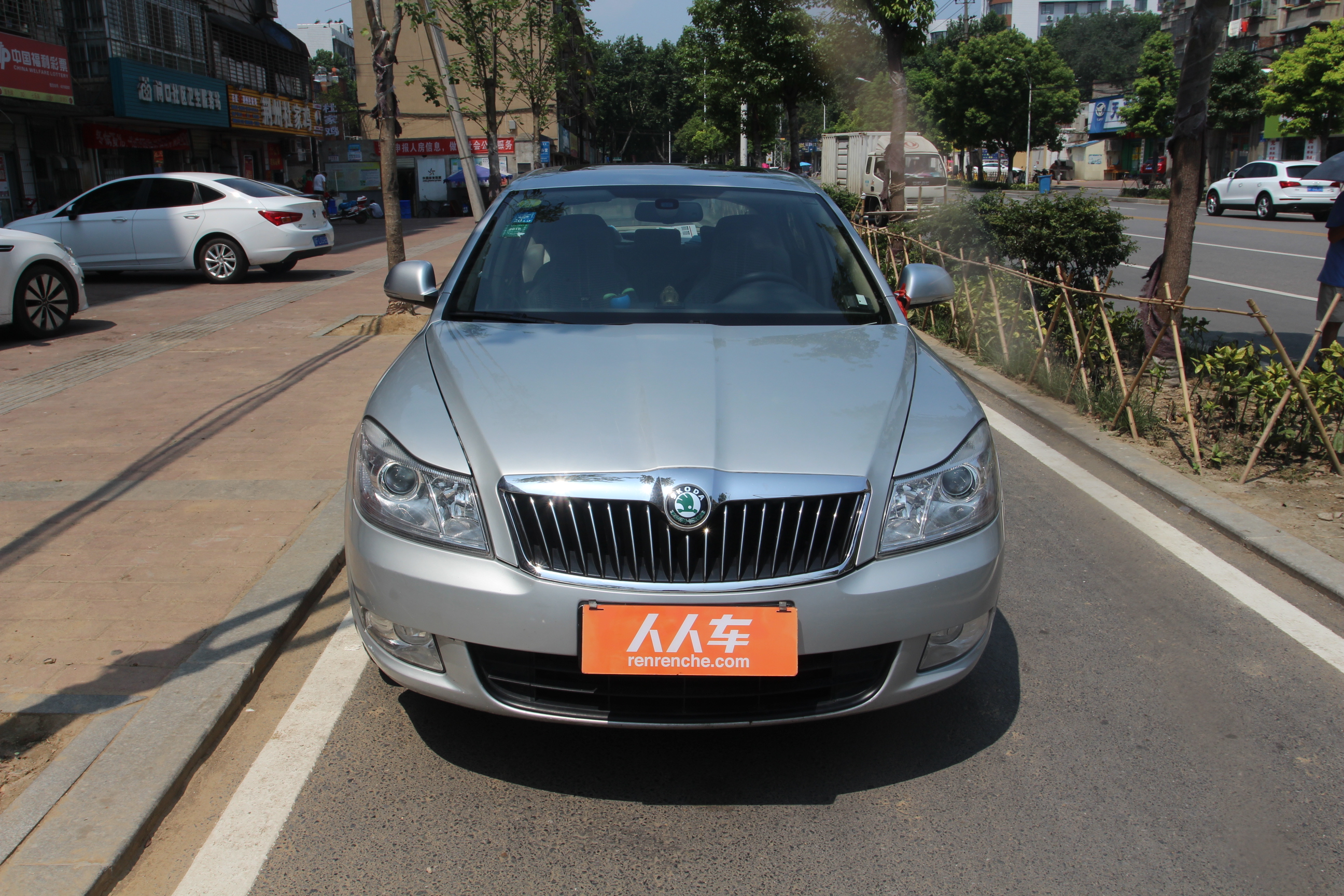 斯柯达-明锐 2012款 1.6l 自动逸俊版