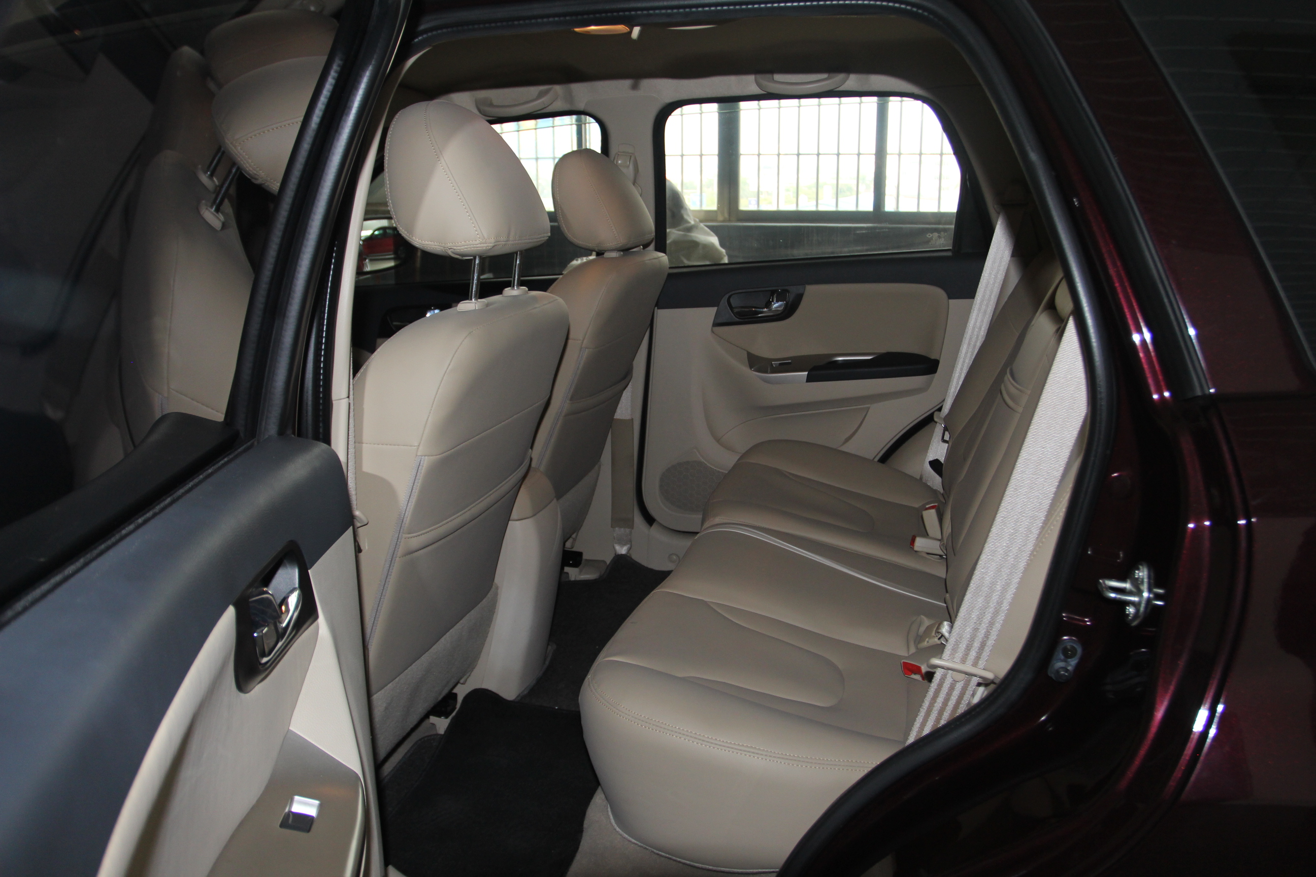 海马-s7 2013款 2.0l 自动智尚型