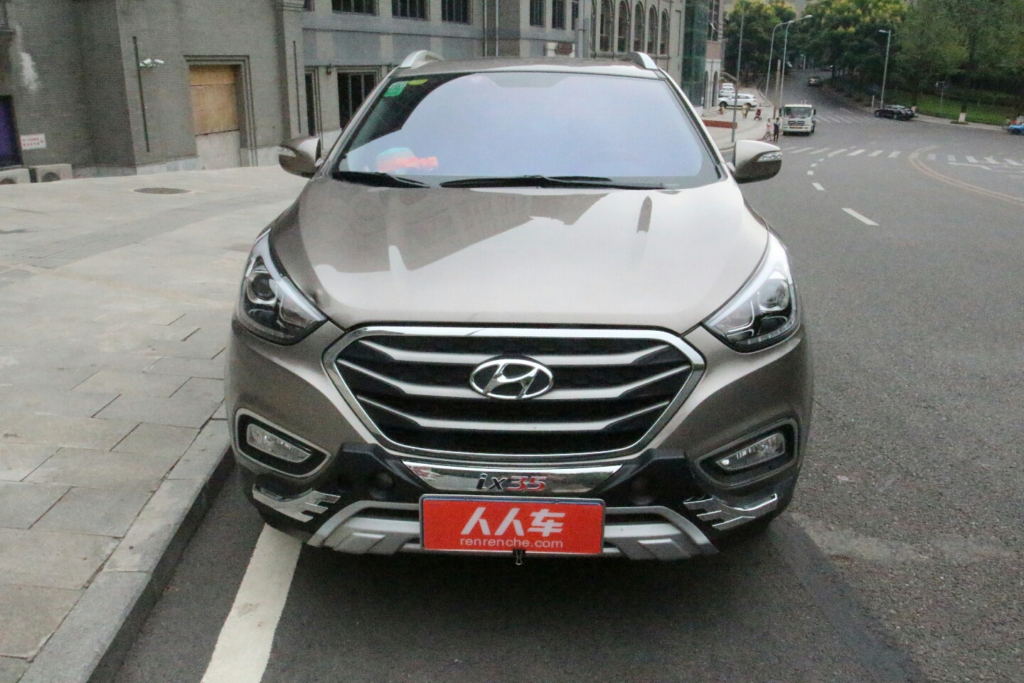 北京现代-ix35 2015款 2.0l 自动两驱智能型