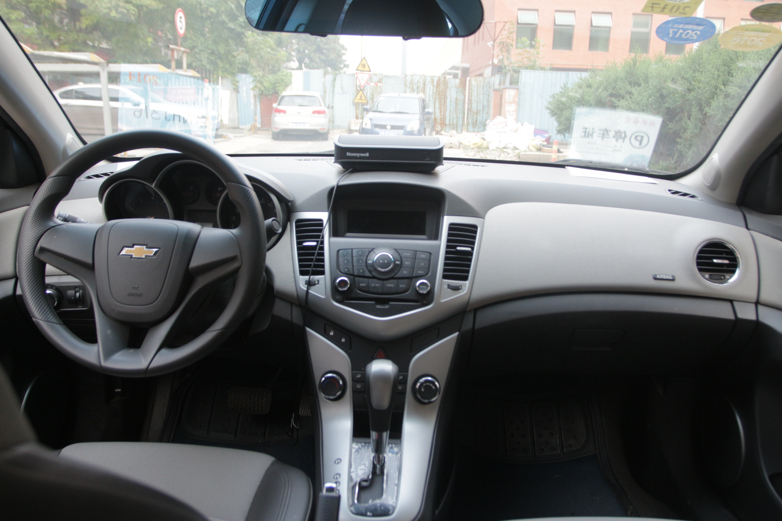 雪佛兰-科鲁兹 2009款 1.6l se at