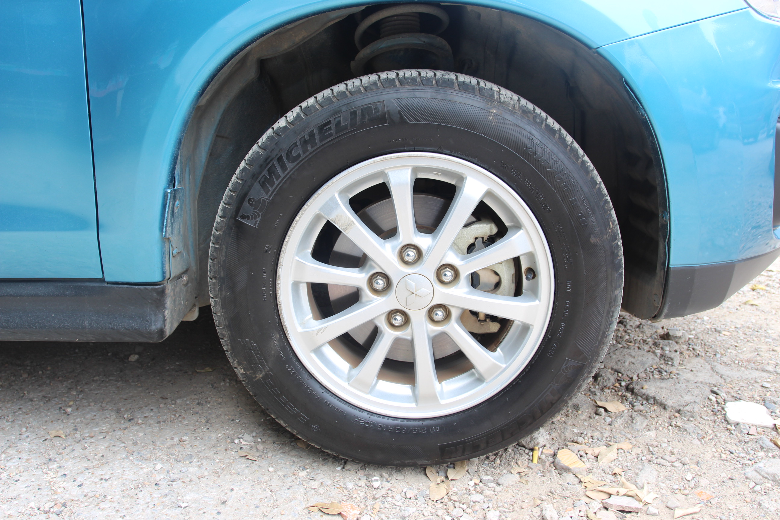 三菱-劲炫asx 2013款 2.0l cvt两驱豪华版