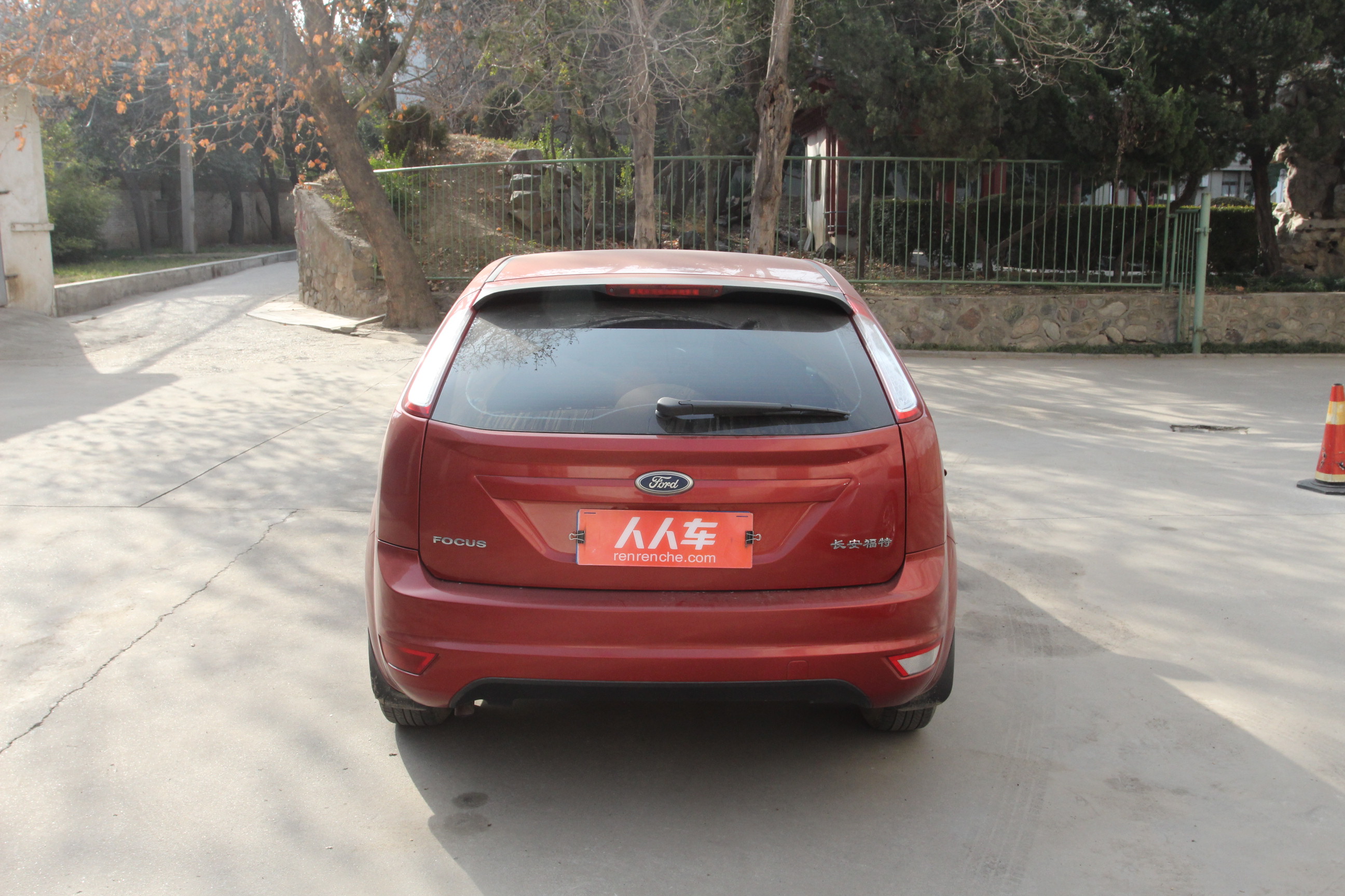 福特-福克斯 2012款 两厢经典 1.8l 手动基本型