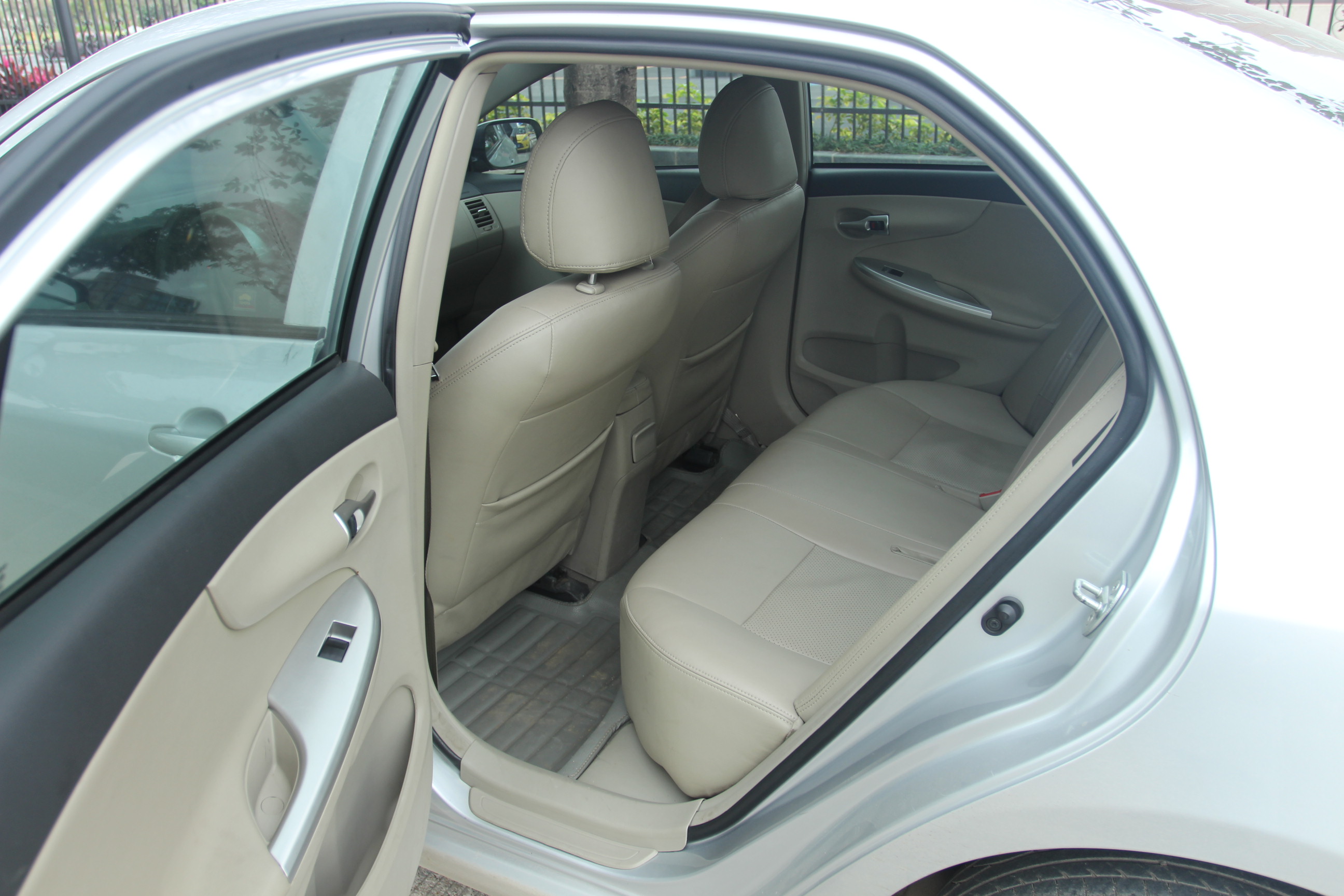 丰田-卡罗拉 2011款 1.6l 手动gl