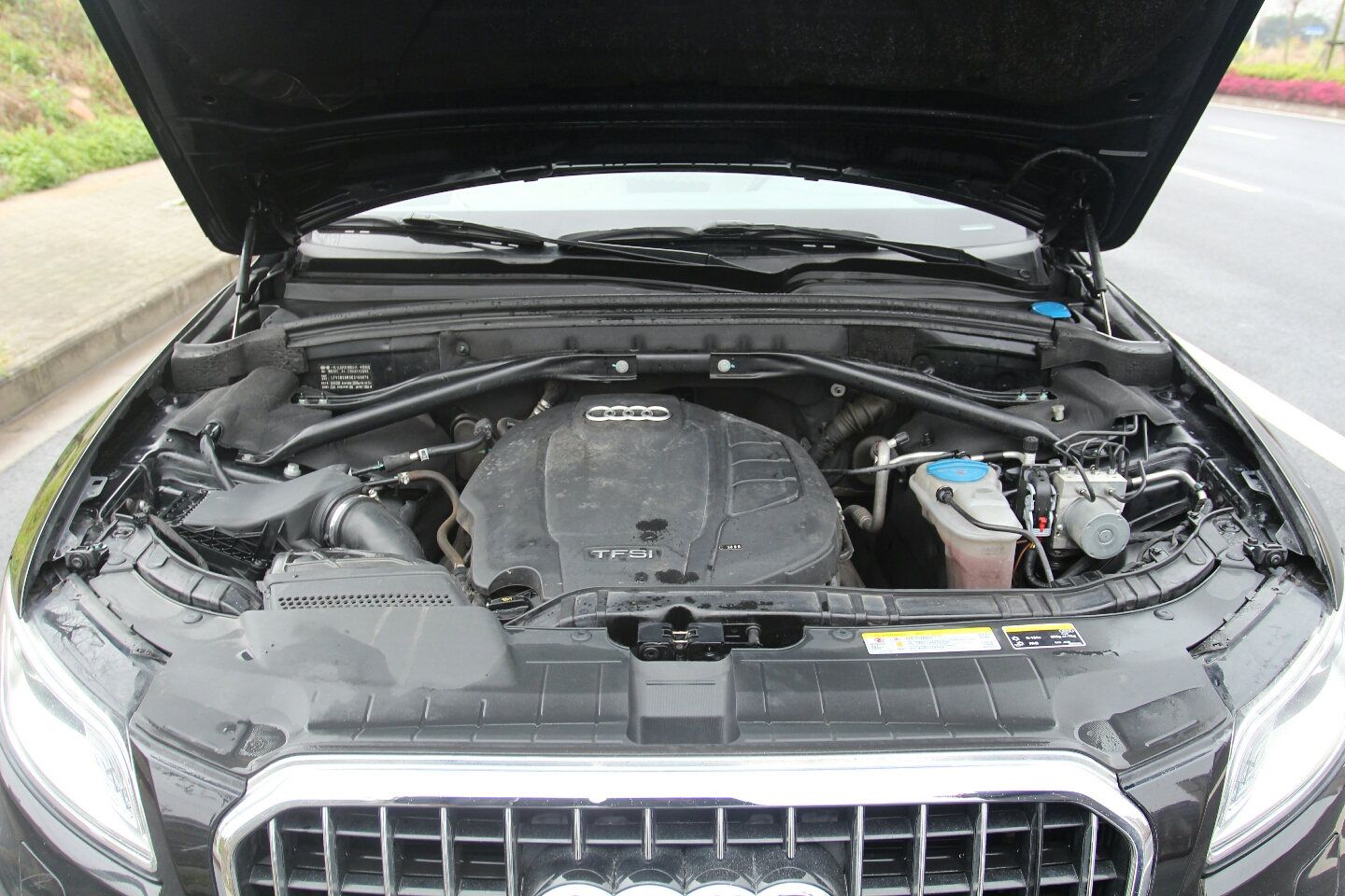 奥迪-q5 2015款 40 tfsi 进取型