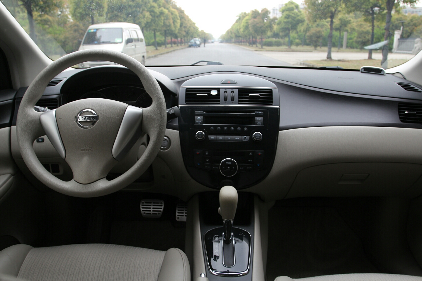 日产-骐达 2011款 1.6l cvt智能型