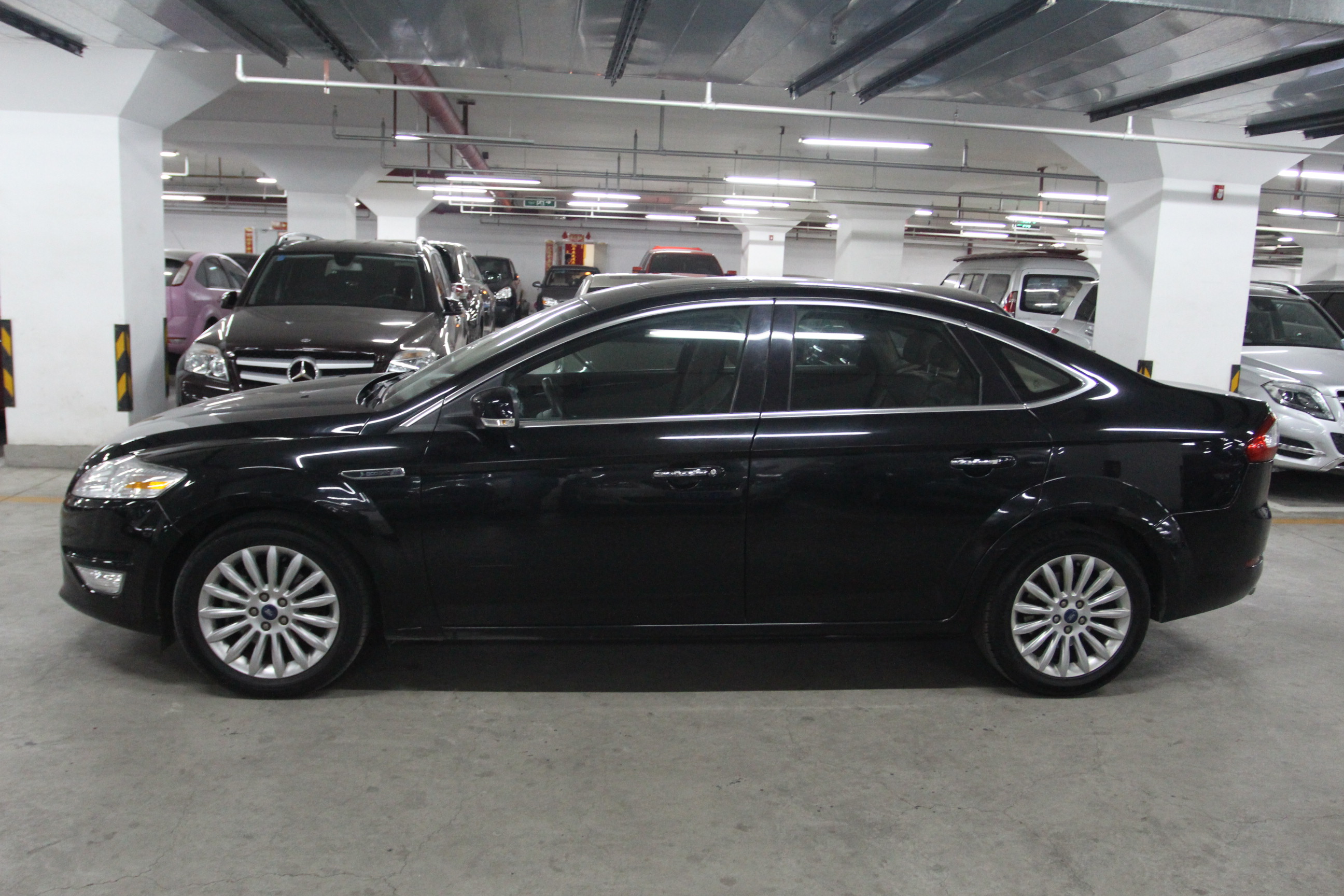 8万_5年_10万公里_蒙迪欧-致胜 2011款 2.