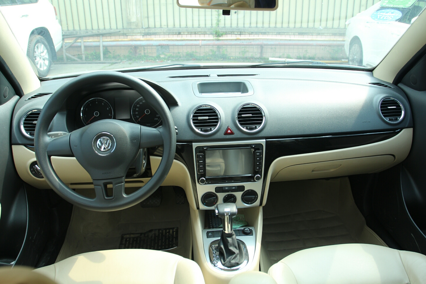 大众-朗逸 2011款 1.4tsi dsg品雅版