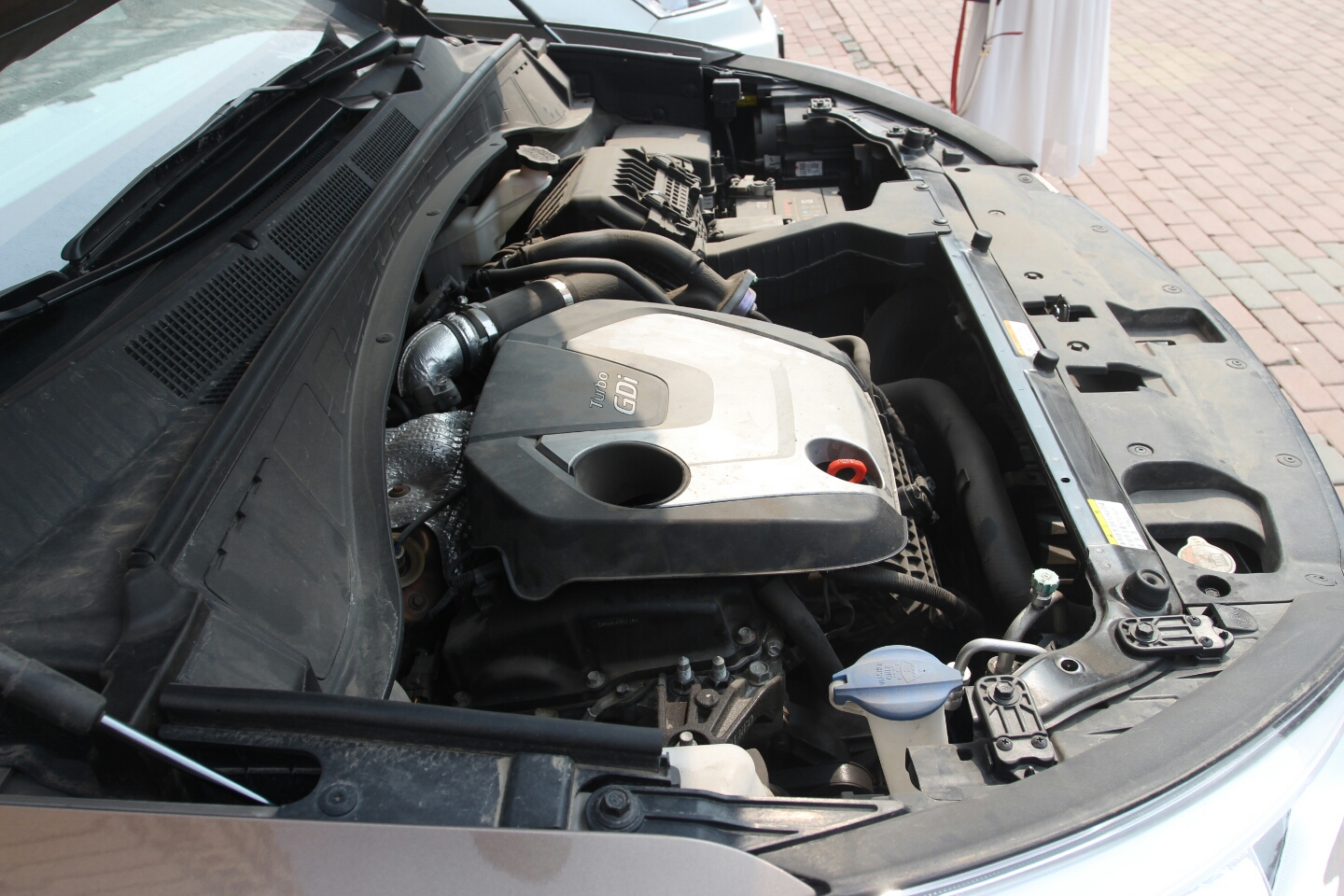 发动机底盘 - 更多