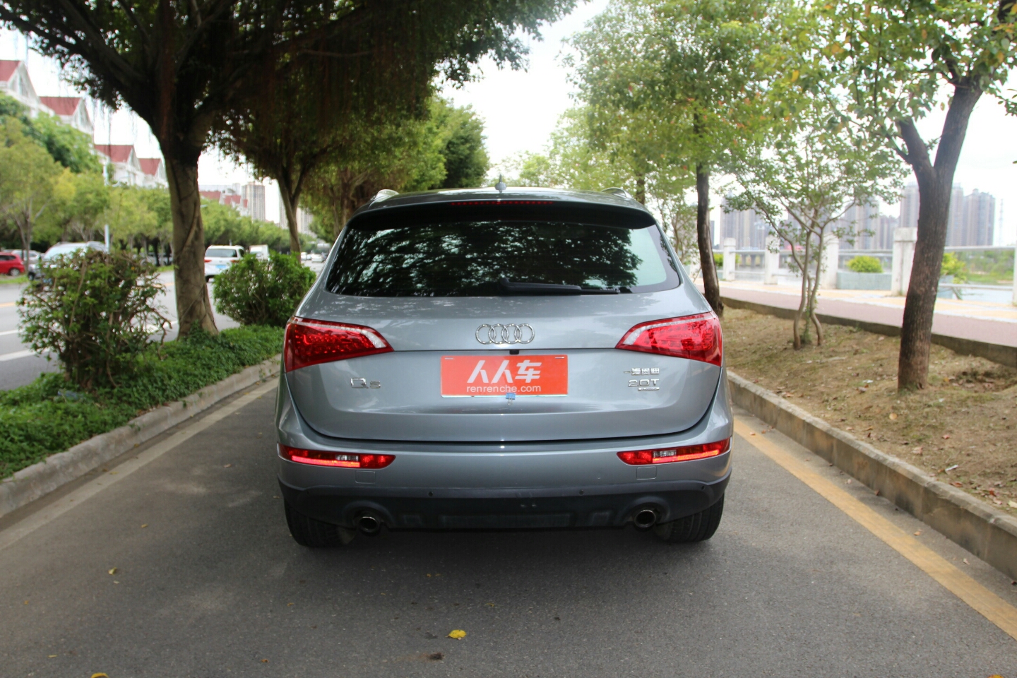 奥迪-q5 2012款 2.0tfsi 舒适型