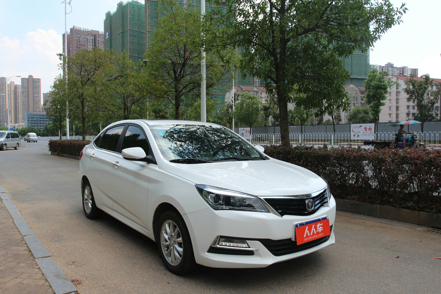 长安-悦翔v7 2016款 1.6l 自动乐享型