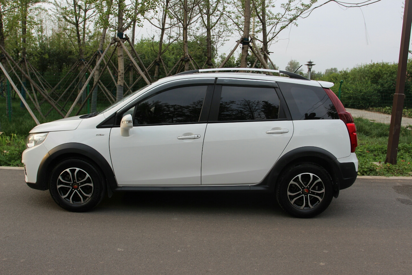 东风-景逸x3 2016款 1.5l 舒适型