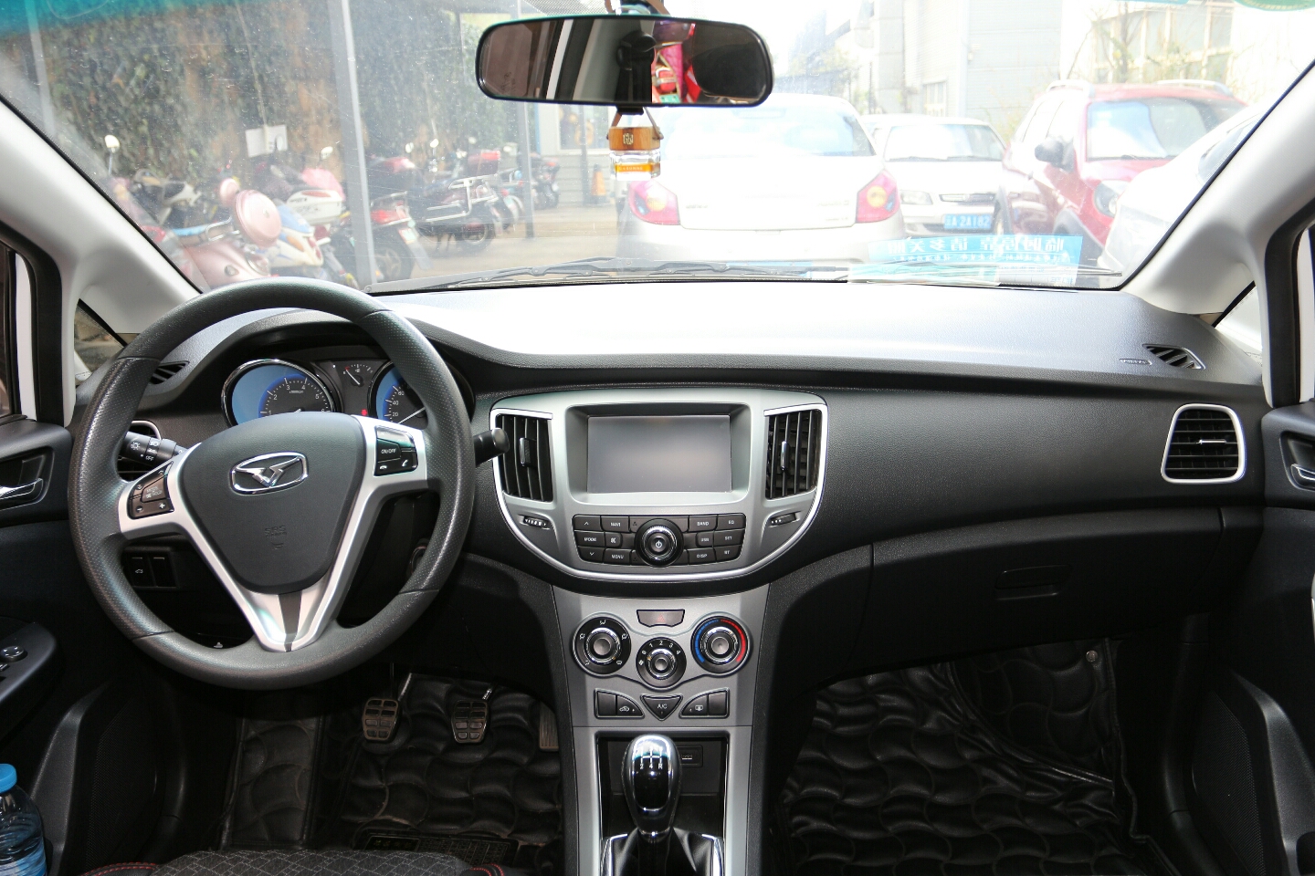 凯翼-c3 2015款 1.5l 手动金钻型