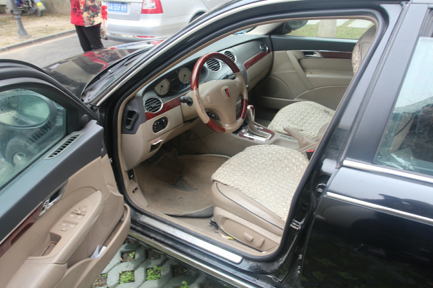 荣威-750 2009款 1.8t 750d navi商雅版at