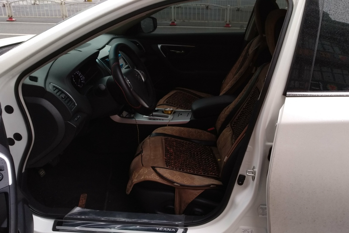 2017款天籁内饰图片,2017款天籁(第6页)_文秘苑图库