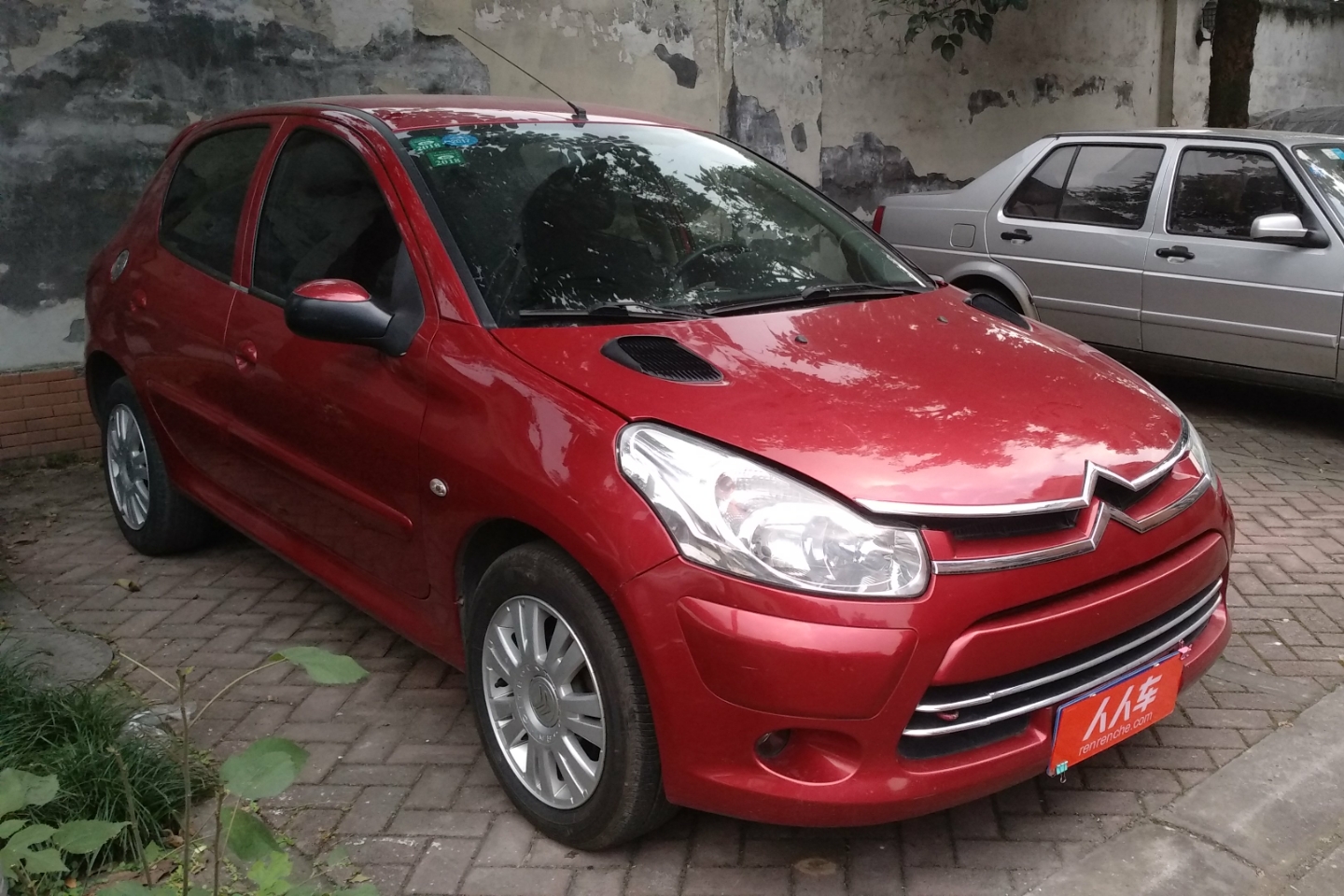 雪铁龙c2新车报价(雪铁龙c2图片大全参数)