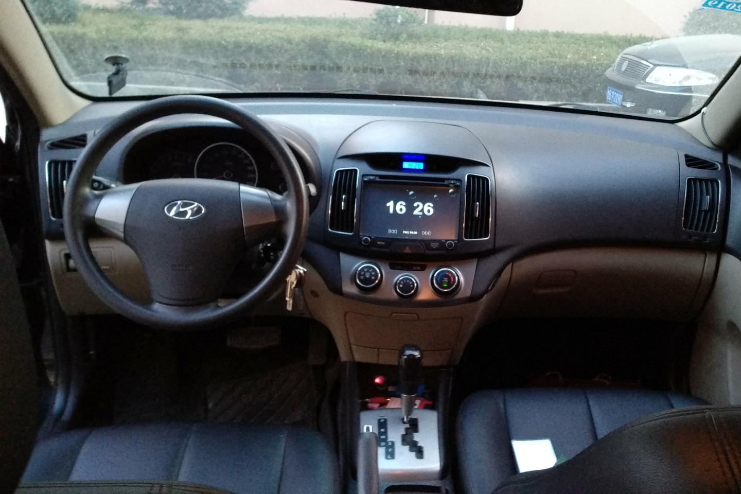 现代-悦动 2011款 1.6l 自动舒适型