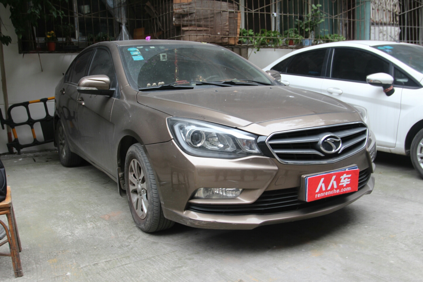 东南汽车v5菱致多少钱(东南v5菱致2013款多少钱)