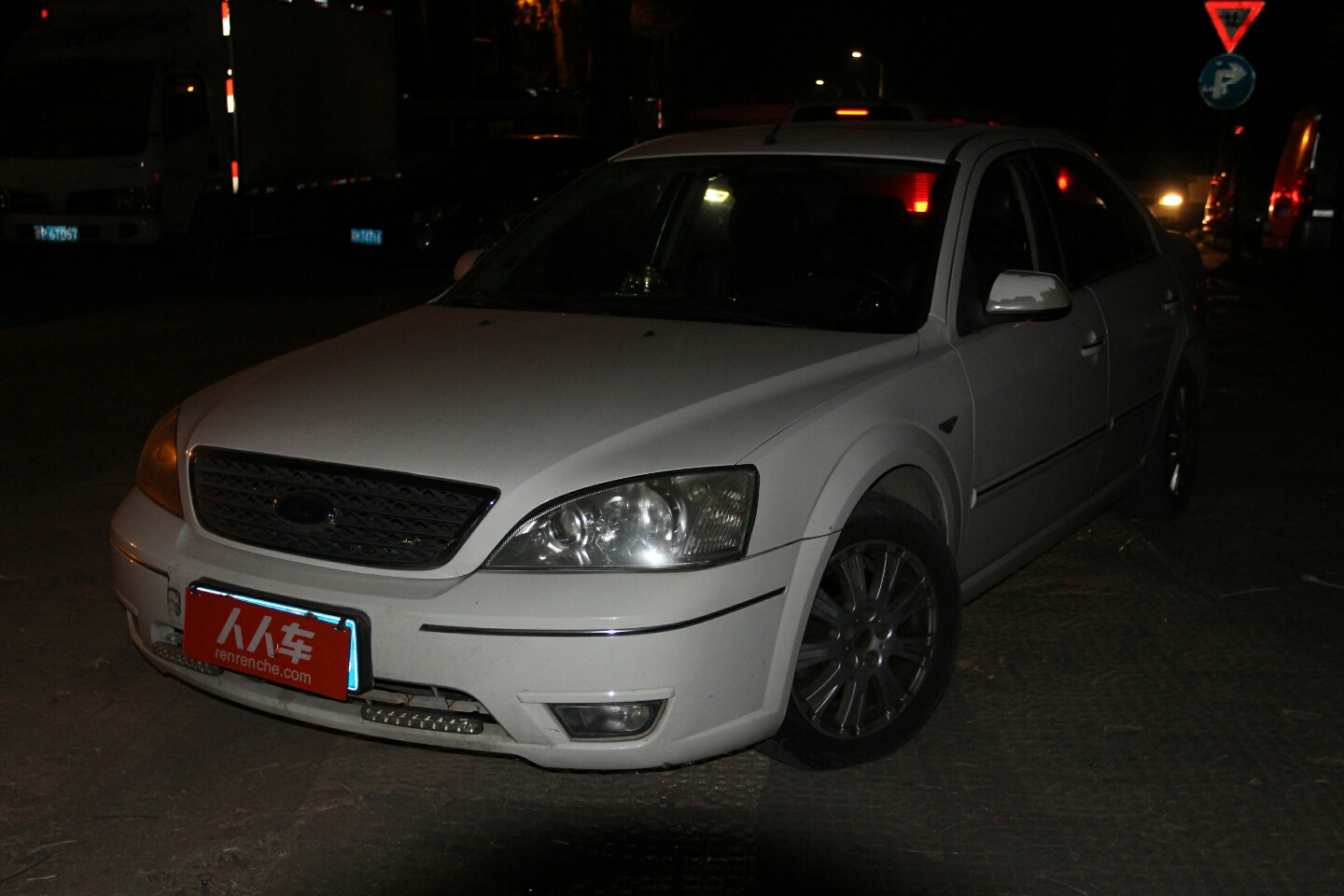 福特-蒙迪欧 2004款 2.5l 旗舰型