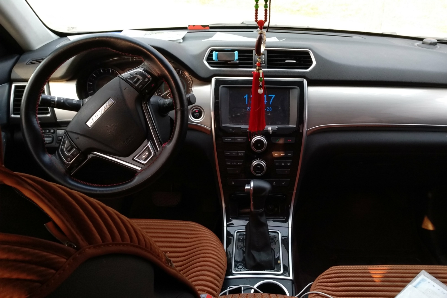 哈弗-h2 2016款 红标 1.5t 自动两驱豪华型