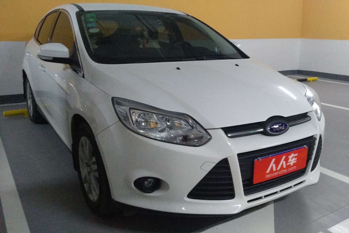 二手福克斯 2012款 两厢 1.6l 自动舒适型_福州二手福克斯_8万-人人车