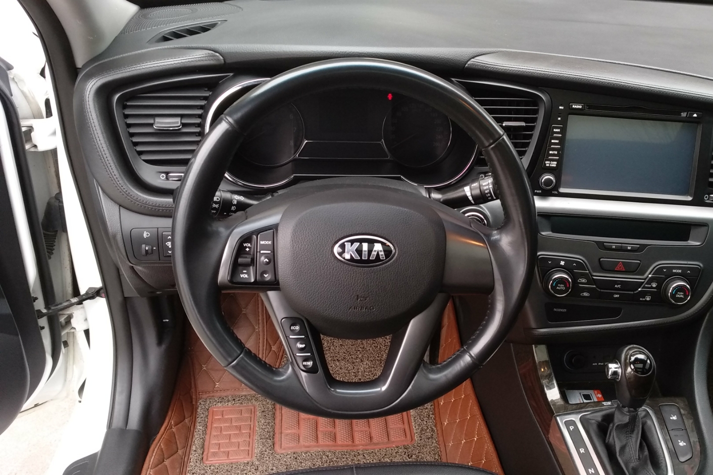 起亚-k5 2012款 2.0l 自动dlx
