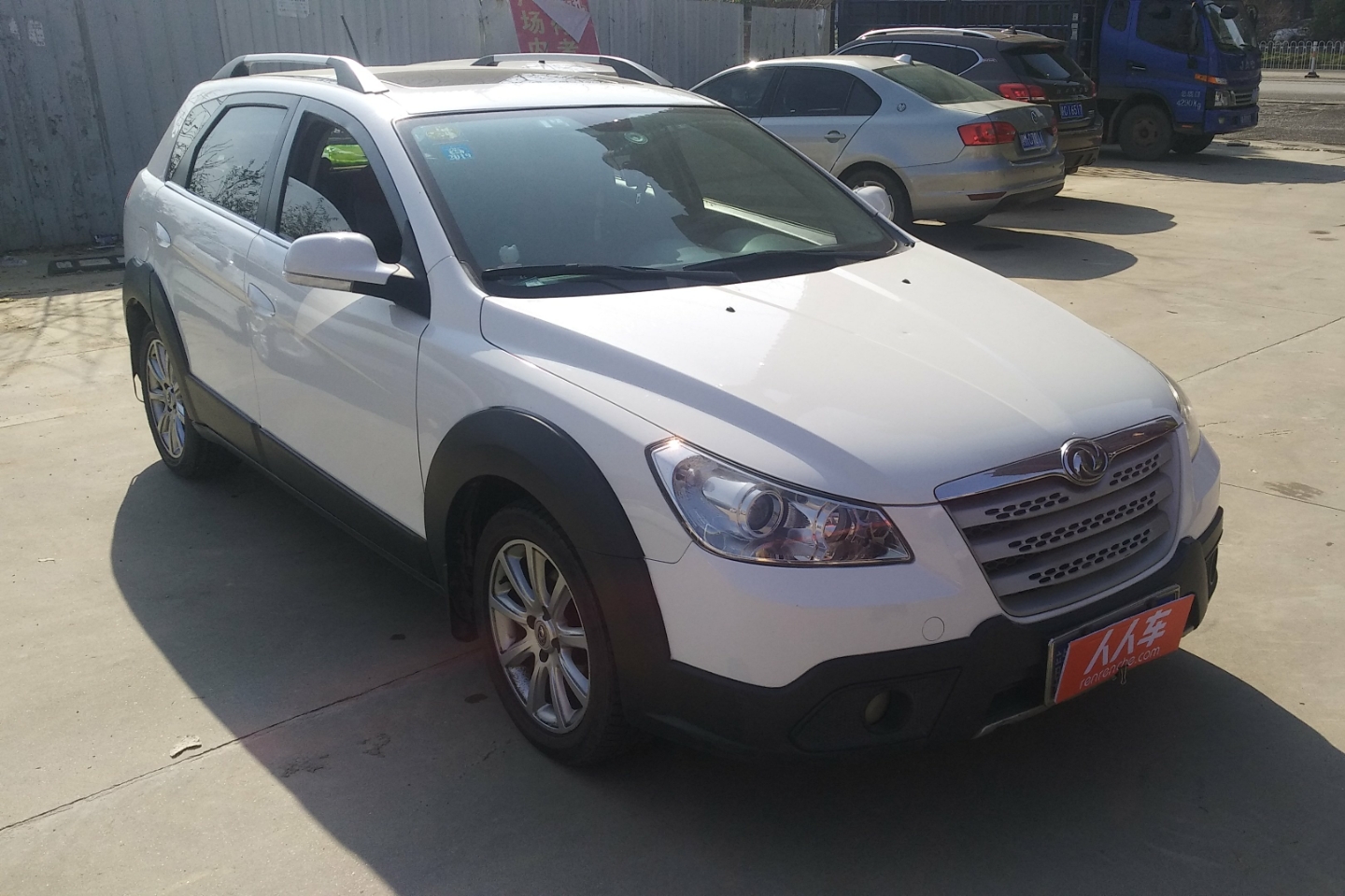 东风-风神h30 2012款 cross 1.6l 自动尊逸型