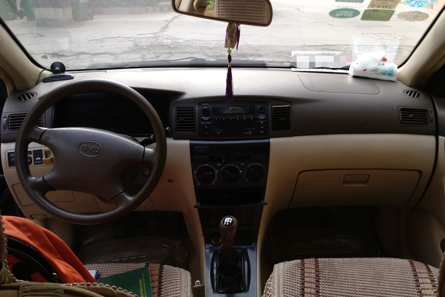 比亚迪-f3 2009款 1.5l 智能白金版标准型gl-i