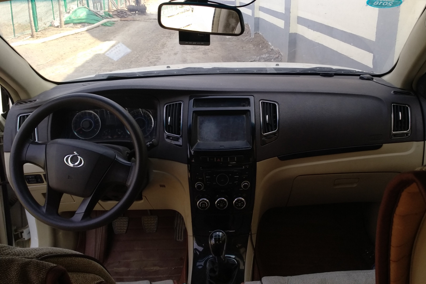 5l 手动舒适型_济南二手吉利gc7_3万-人人车